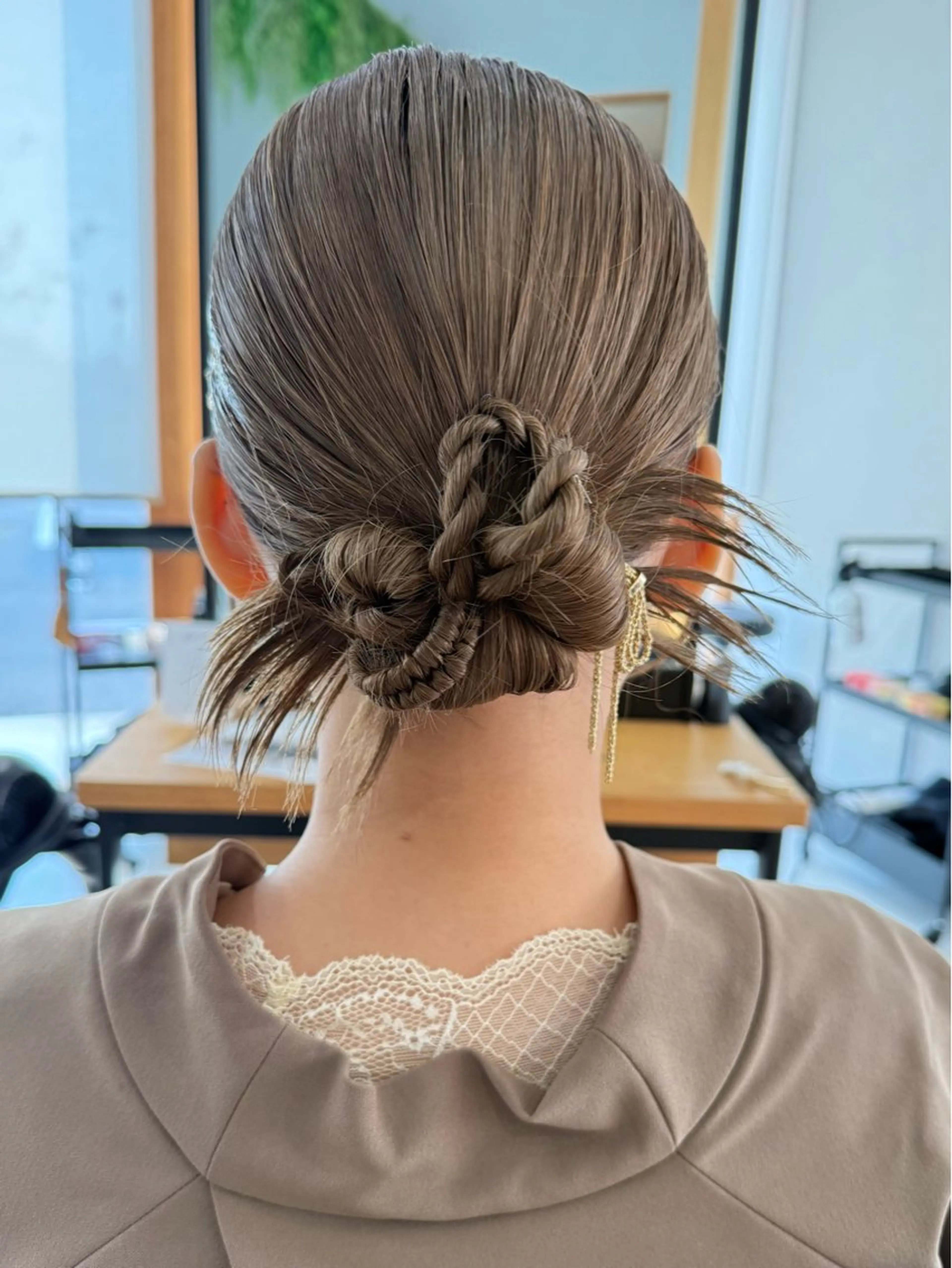 ミディアム ヘアセット see. アズサのヘアスタイル