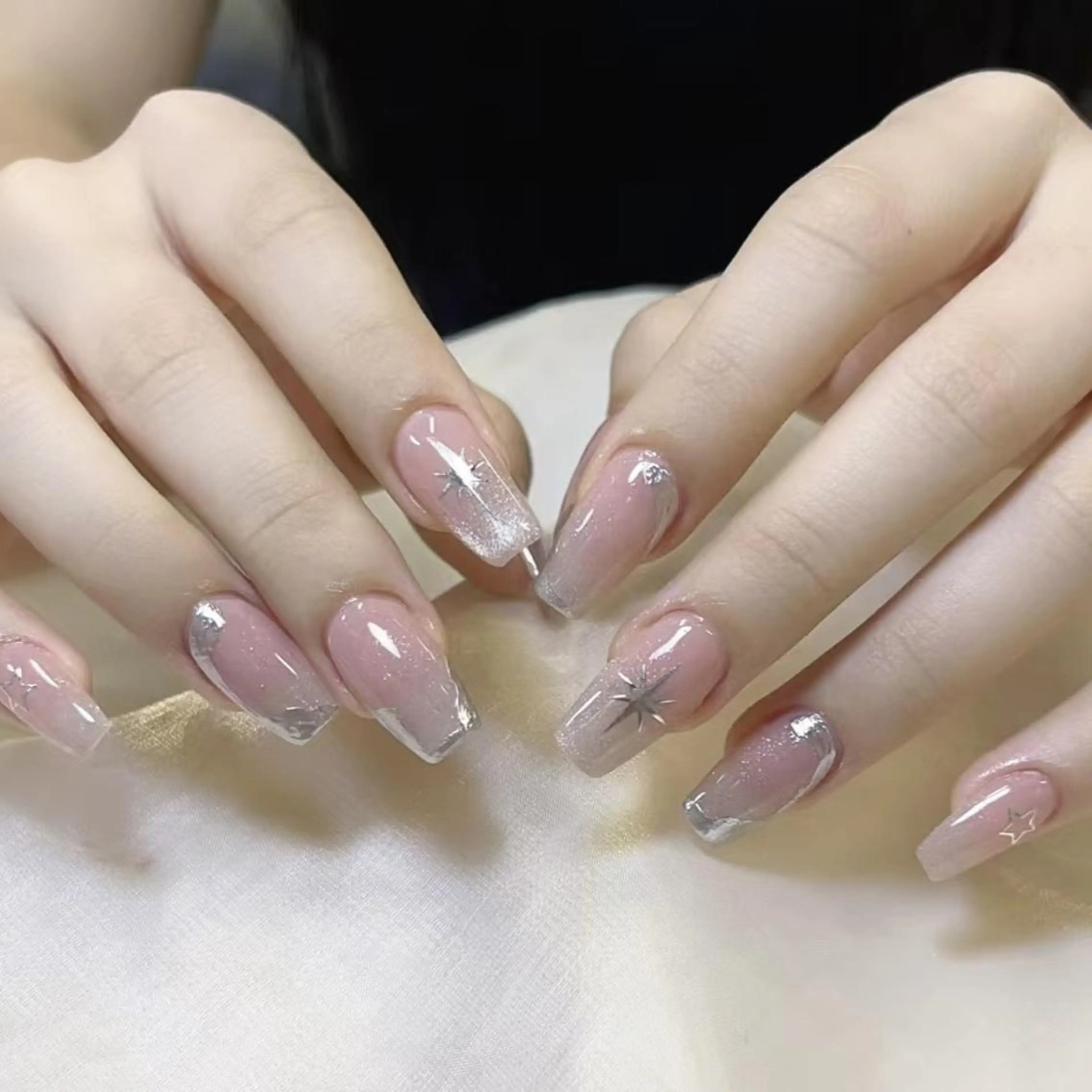 ネイル ハンドネイル ハンドケア DEMAIN- 🌹のネイルデザイン