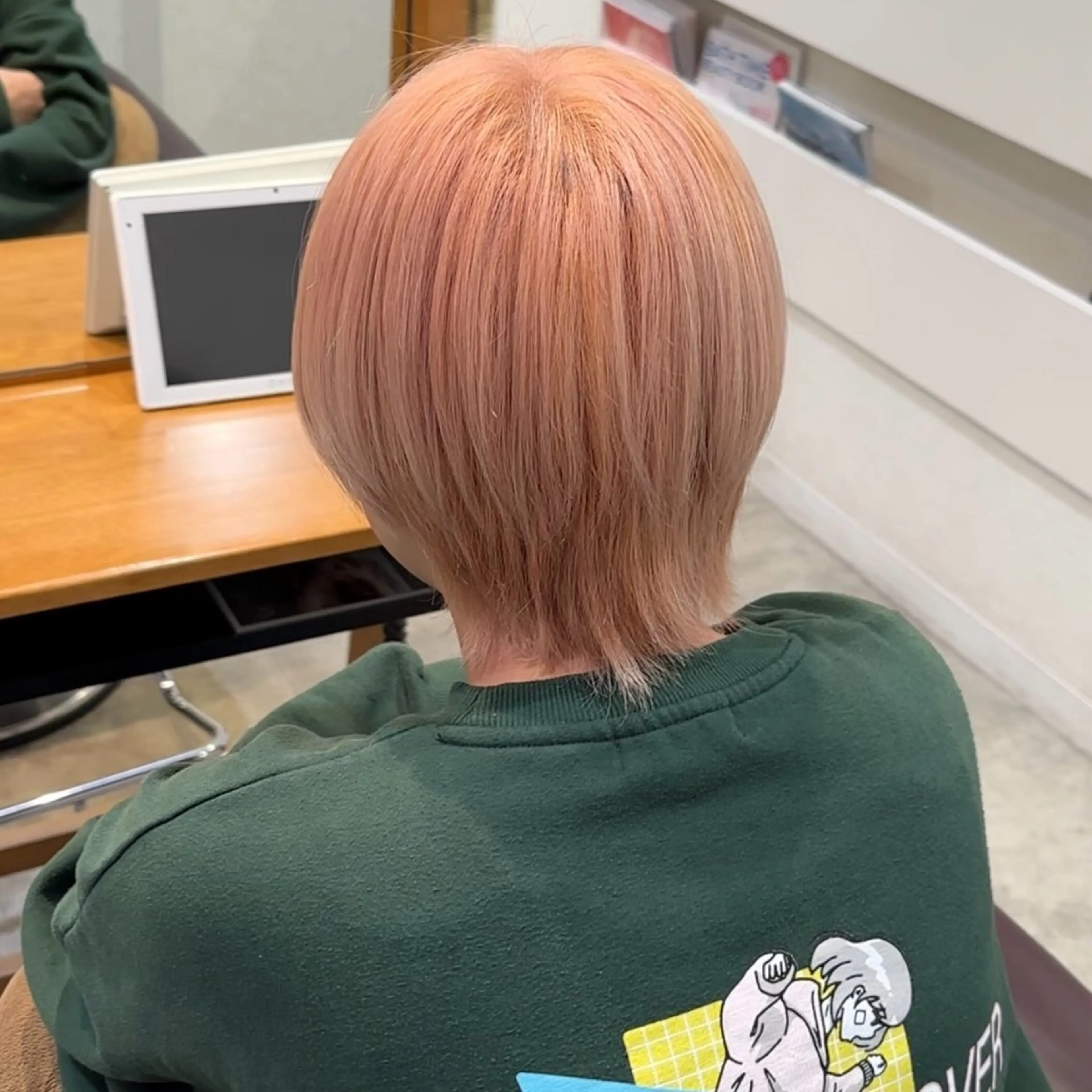 ショート カラー ヘアカラー ハイトーン/ダブル カラー/あやかのヘアスタイル