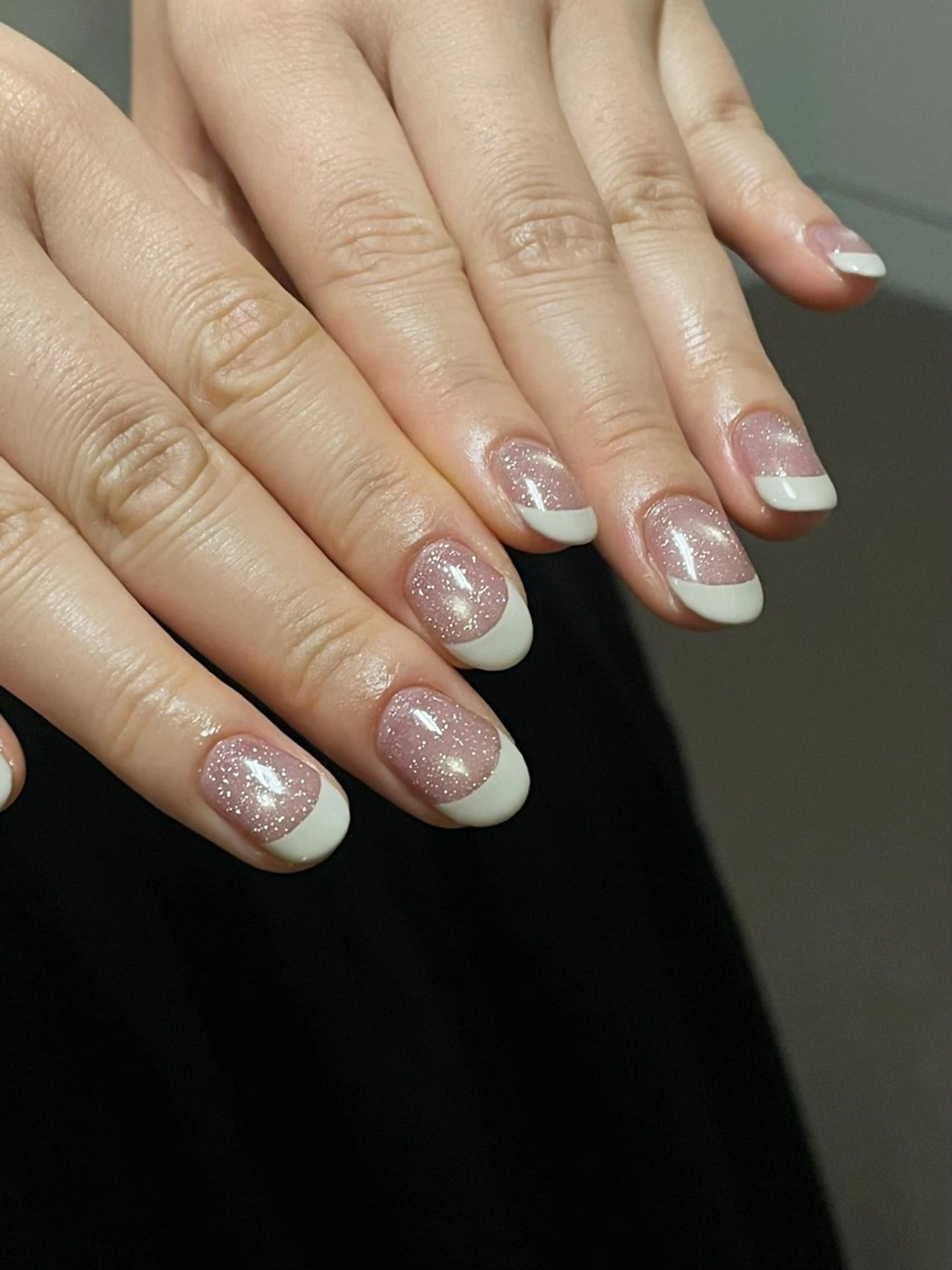 ネイル フレンチネイル マグネットネイル マグネットフレンチ F room 表参道のネイルデザイン