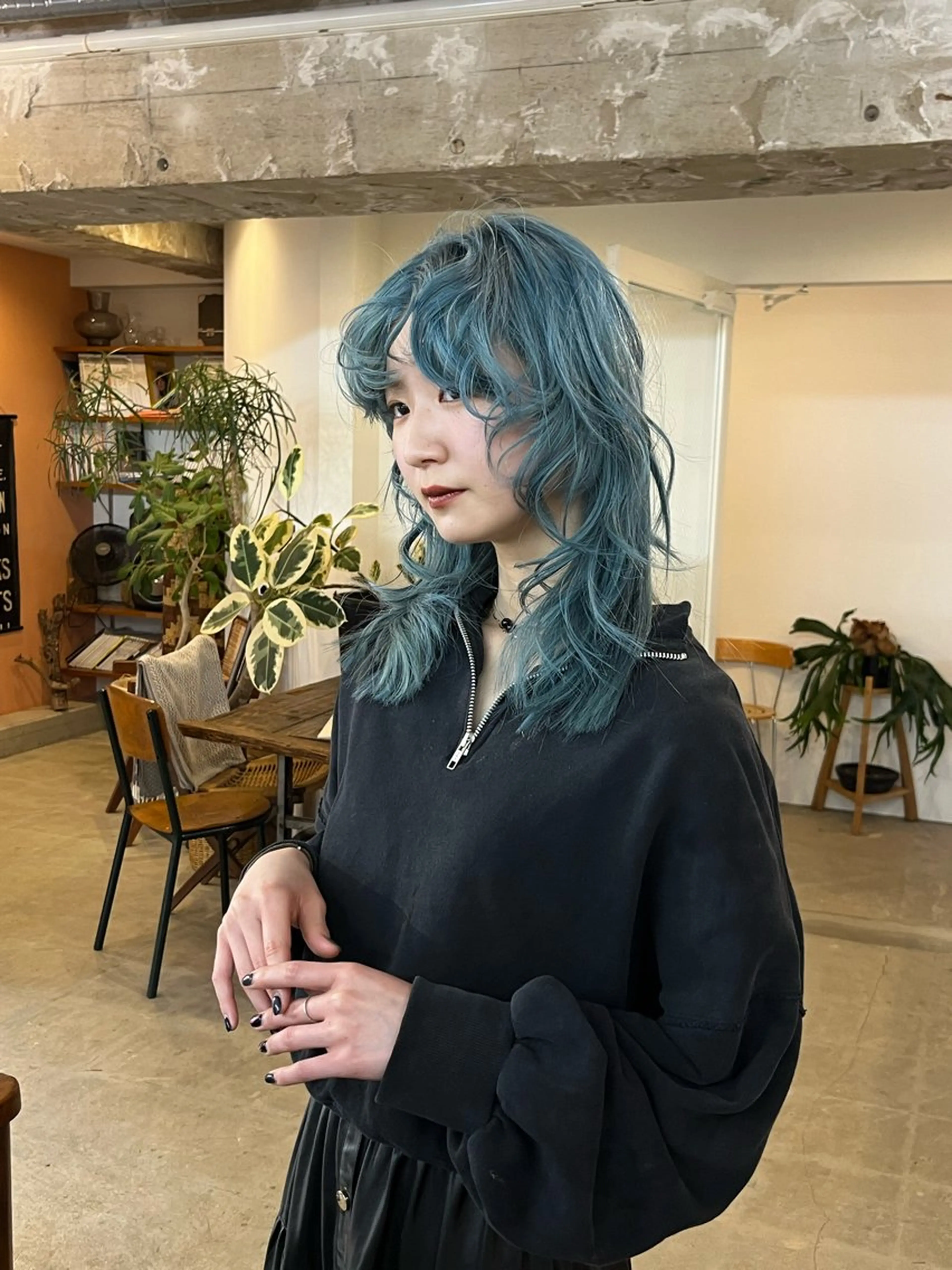 セミロング カラー kawahara cocoroのヘアスタイル