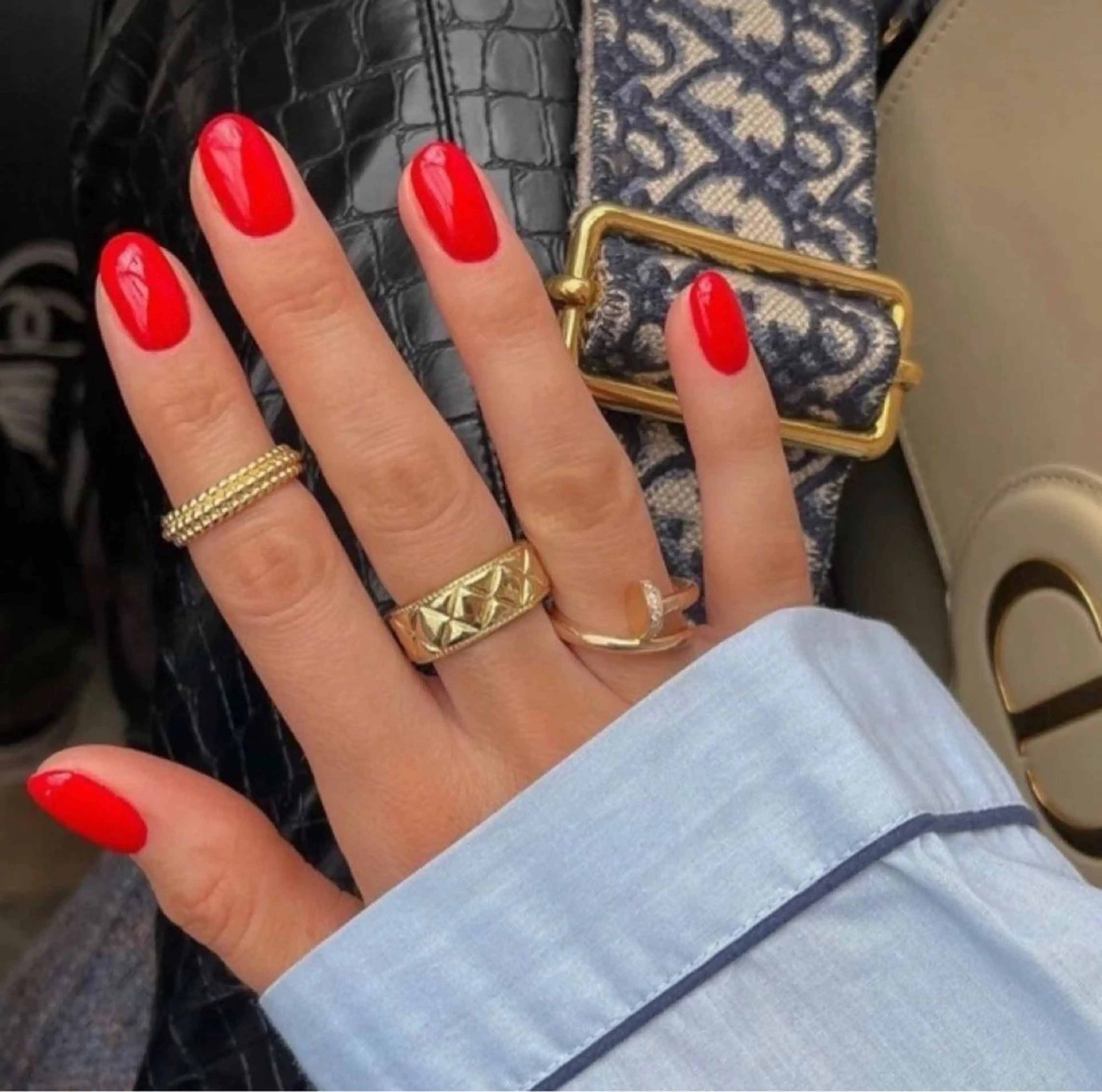 ネイル ワンカラーネイル Cleo伏見 Ellysのネイルデザイン