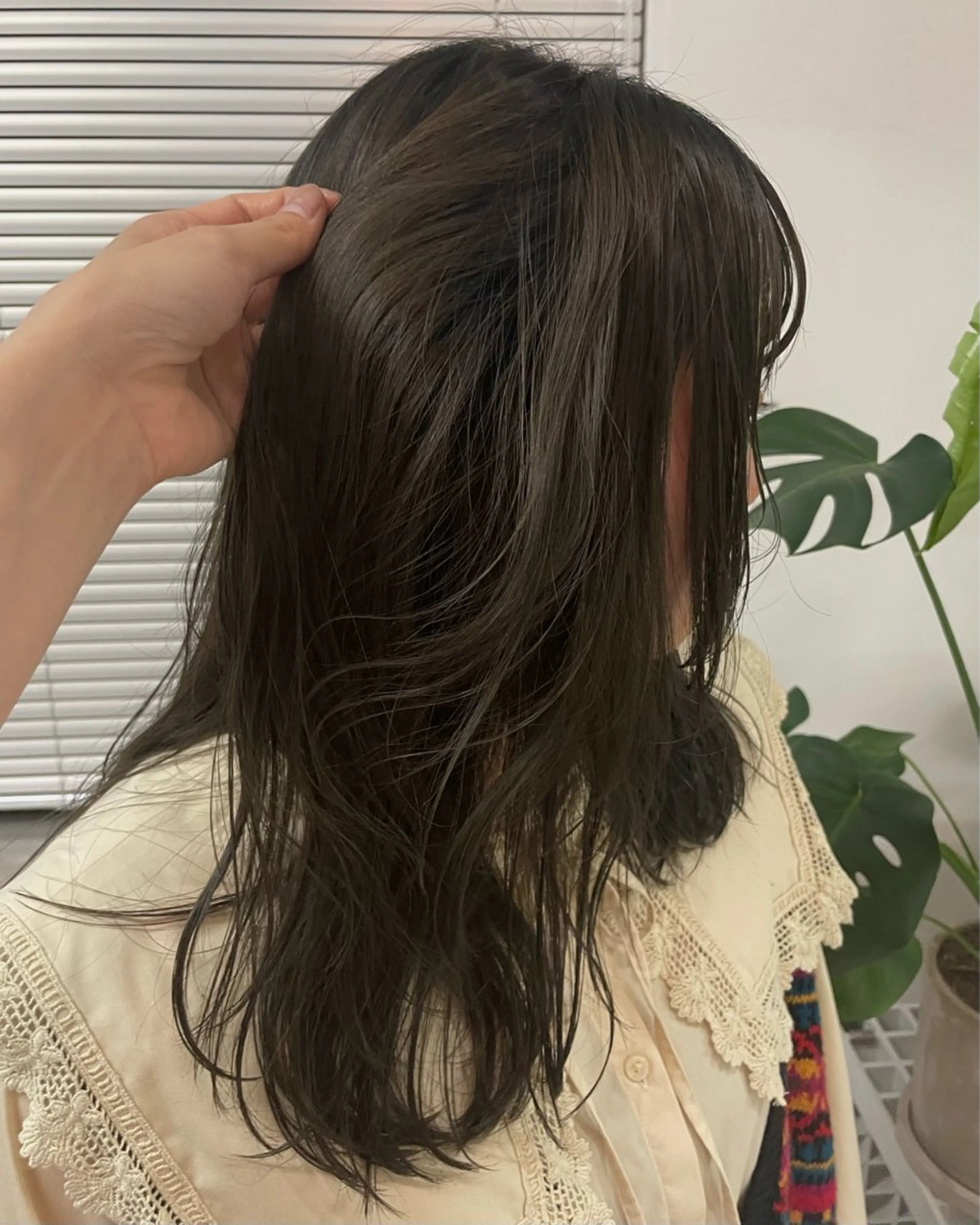 ミディアム カラー カット ヘアカラー トリートメント FYRA所属・平松 サラのヘアスタイル