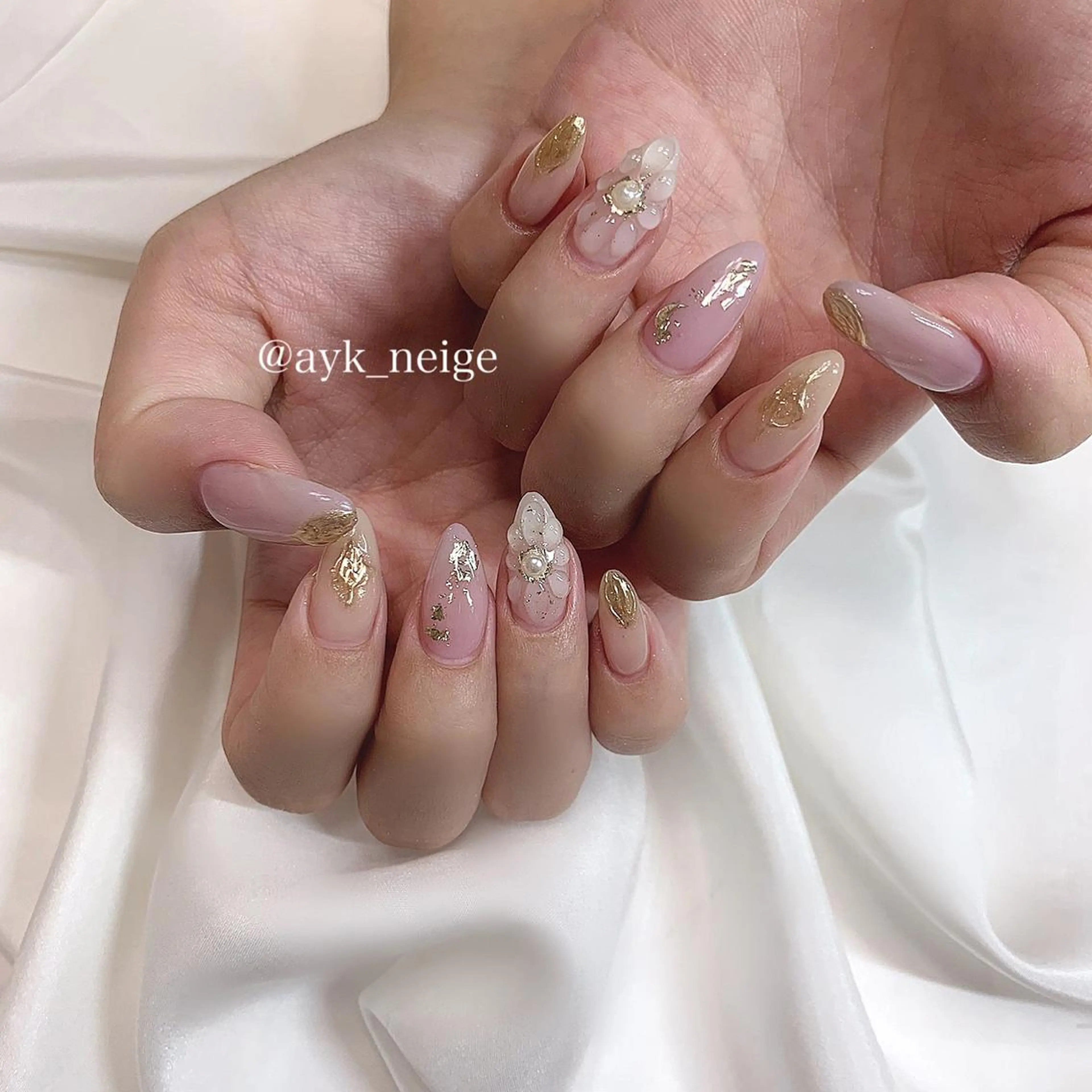 ネイル オーロラネイル フットネイル ハート キラキラネイル 韓国ネイル n'eige nail所属・大谷 綾香のネイルデザイン