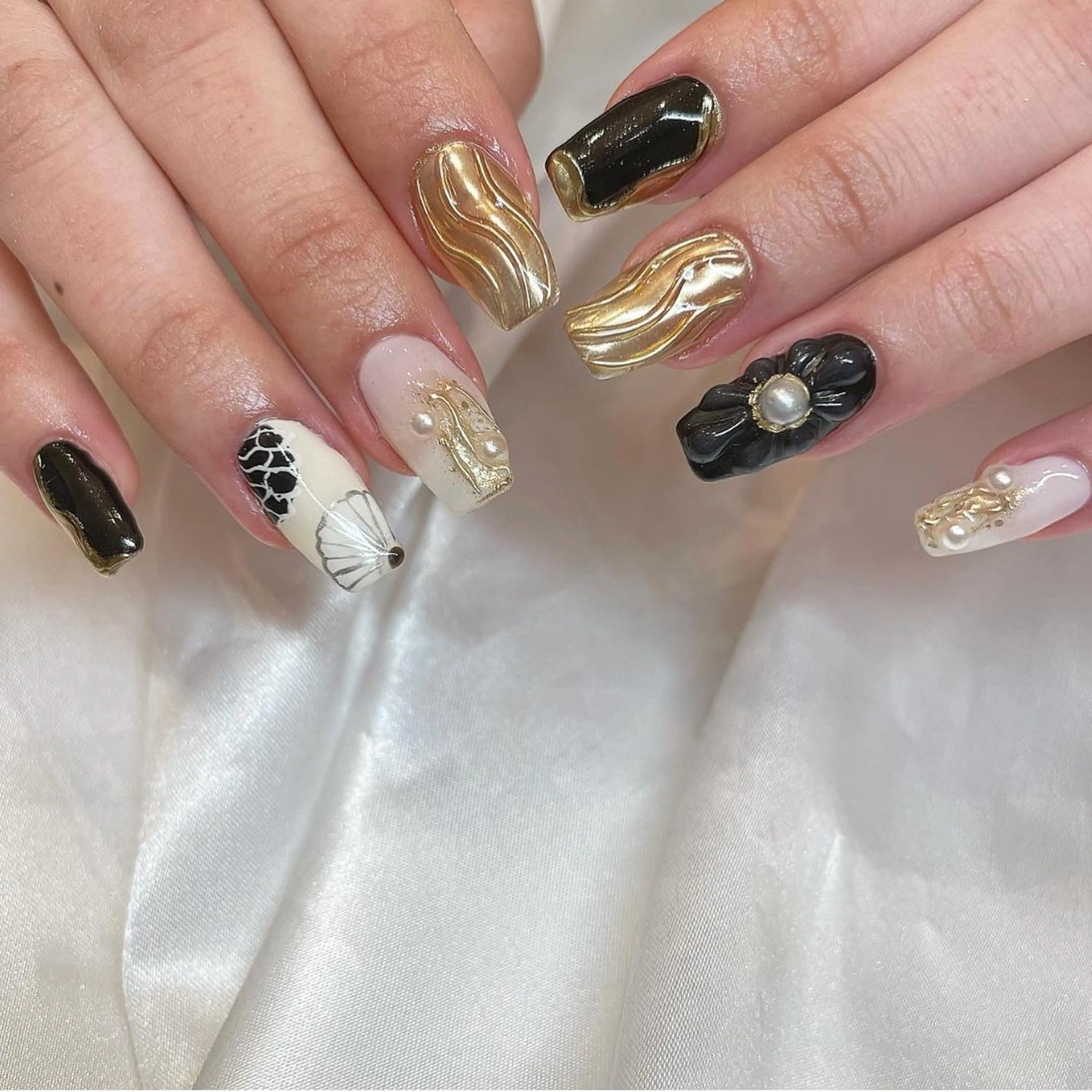 ネイル essence所属・pétit maakoのネイルデザイン