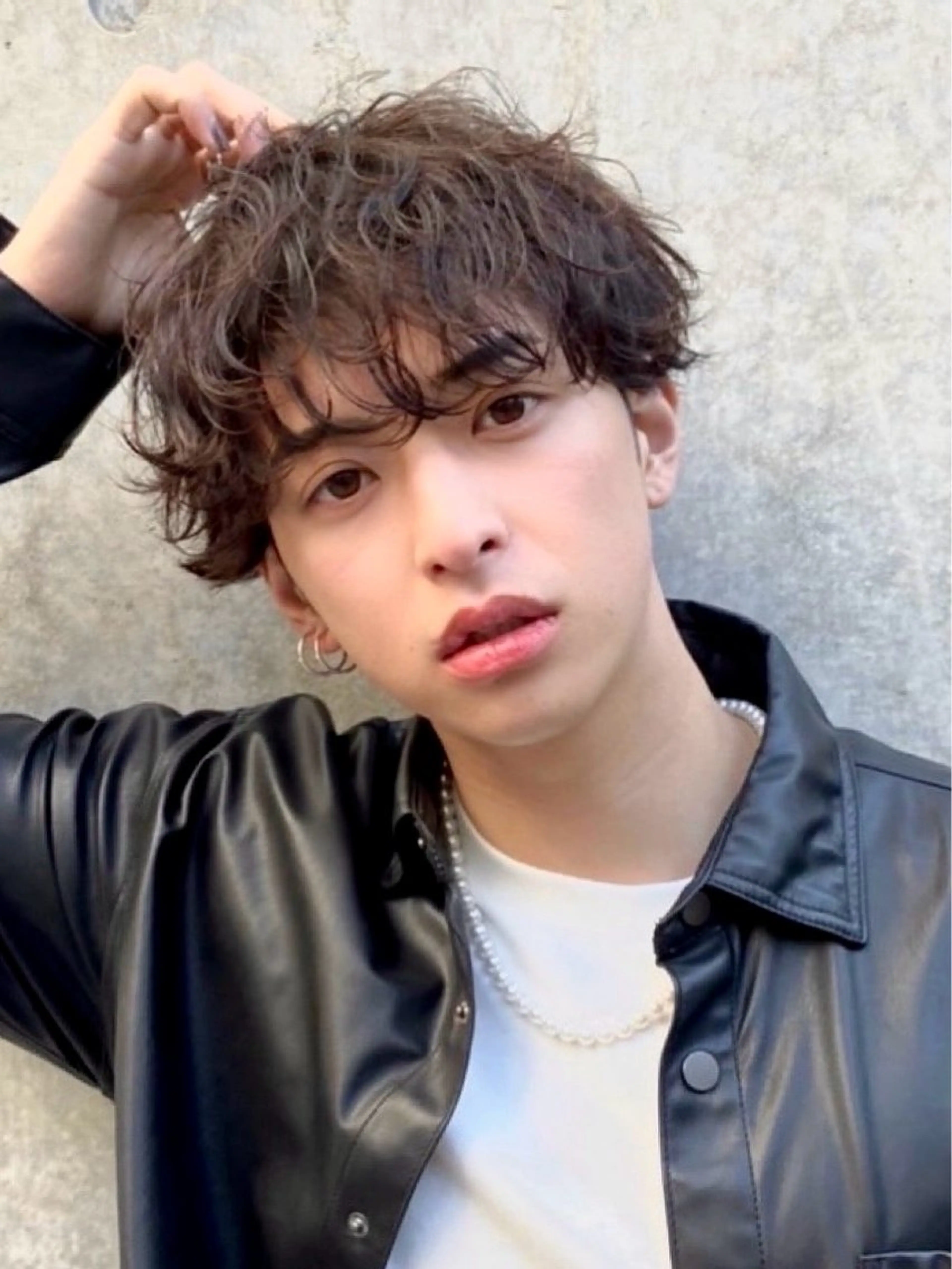 ショート パーマ メンズ カット トリートメント ヘアセット ☘️ブリーチ/ハイト ーン/レイヤー/のヘアスタイル