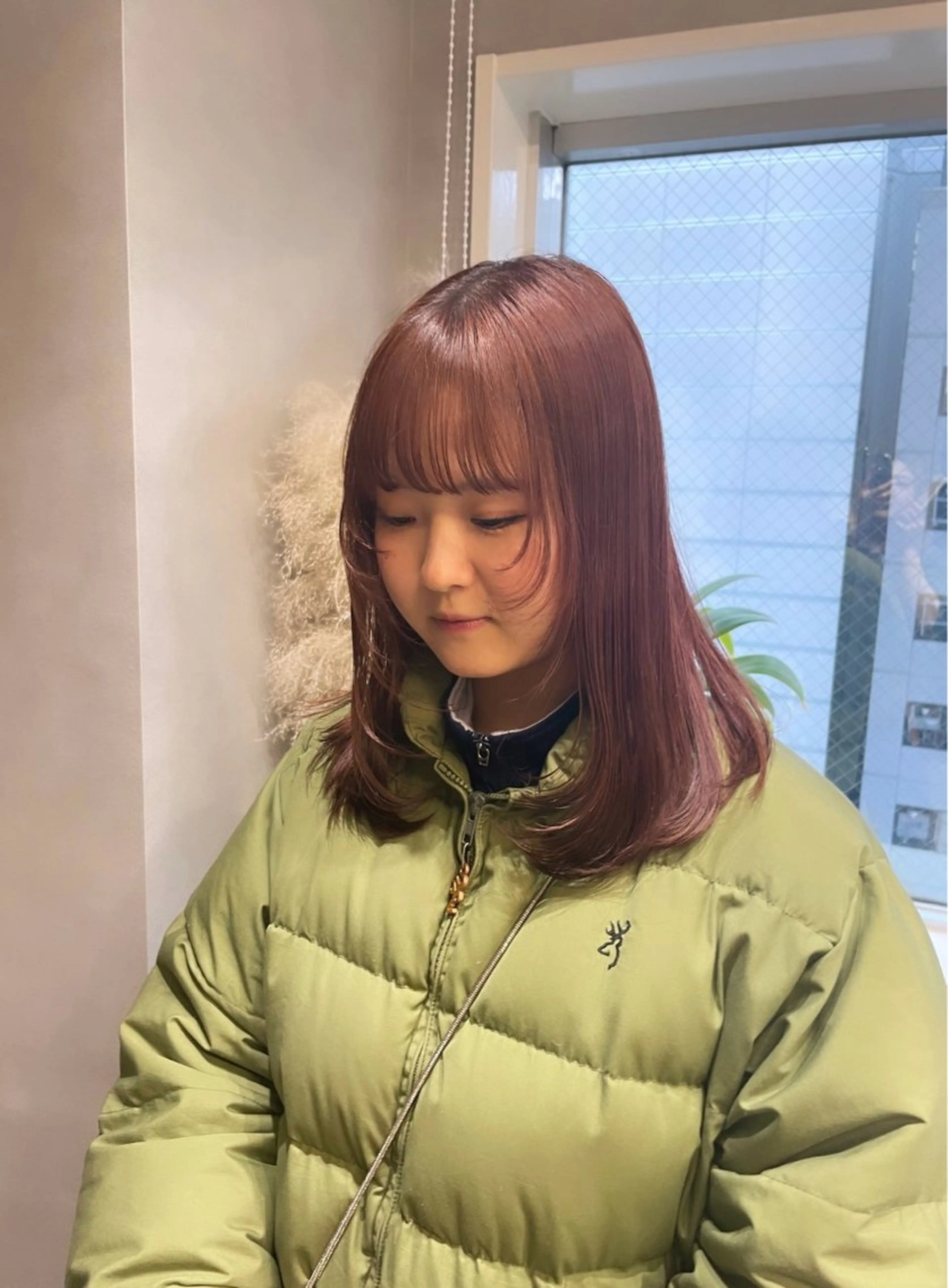 ミディアム 顔周りカット レイヤーカット カット Rui/透明感カラー 暖色/レイヤーカットのヘアスタイル