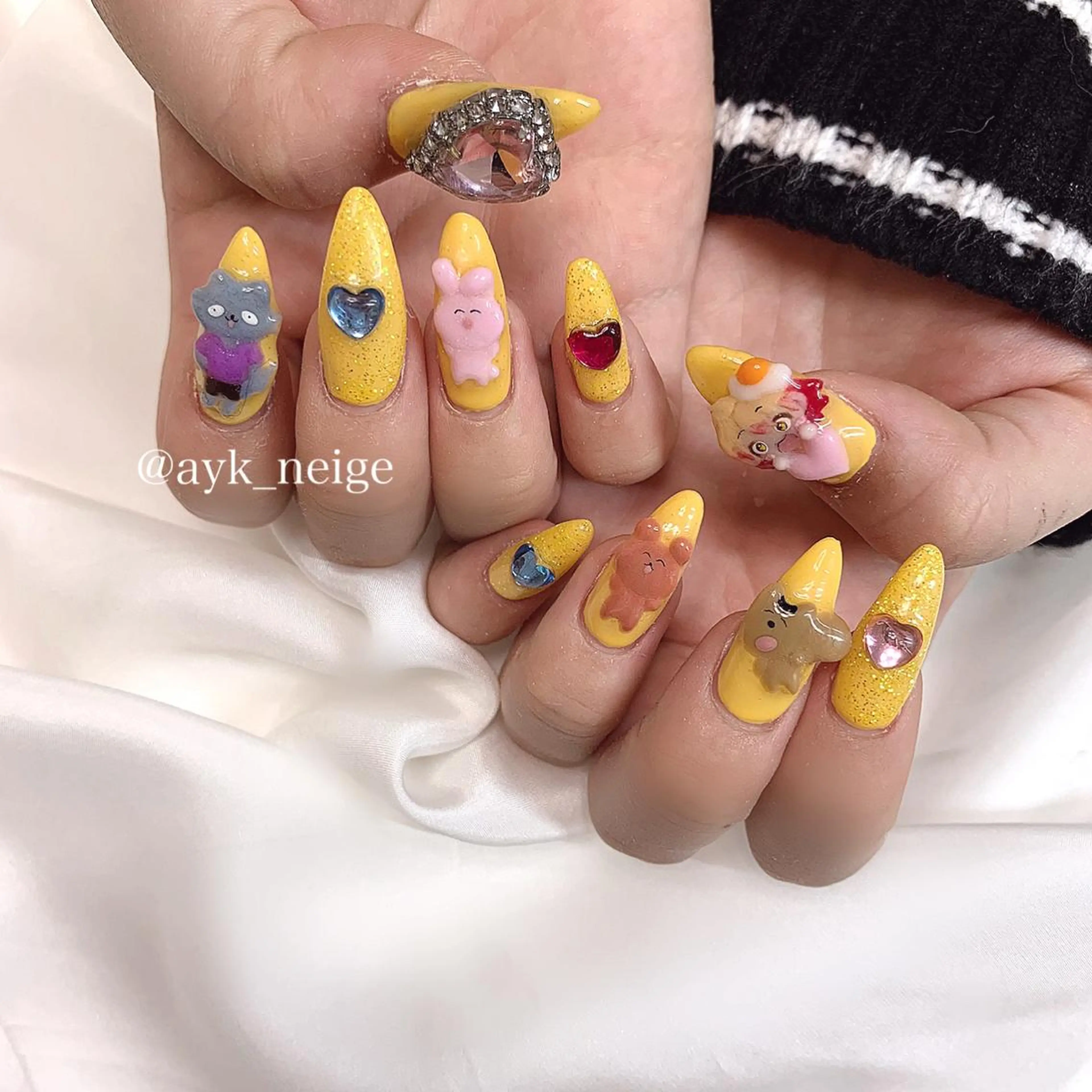 ネイル オーロラネイル フットネイル キラキラネイル 韓国ネイル ツイードネイル n'eige nail所属・大谷 綾香のネイルデザイン