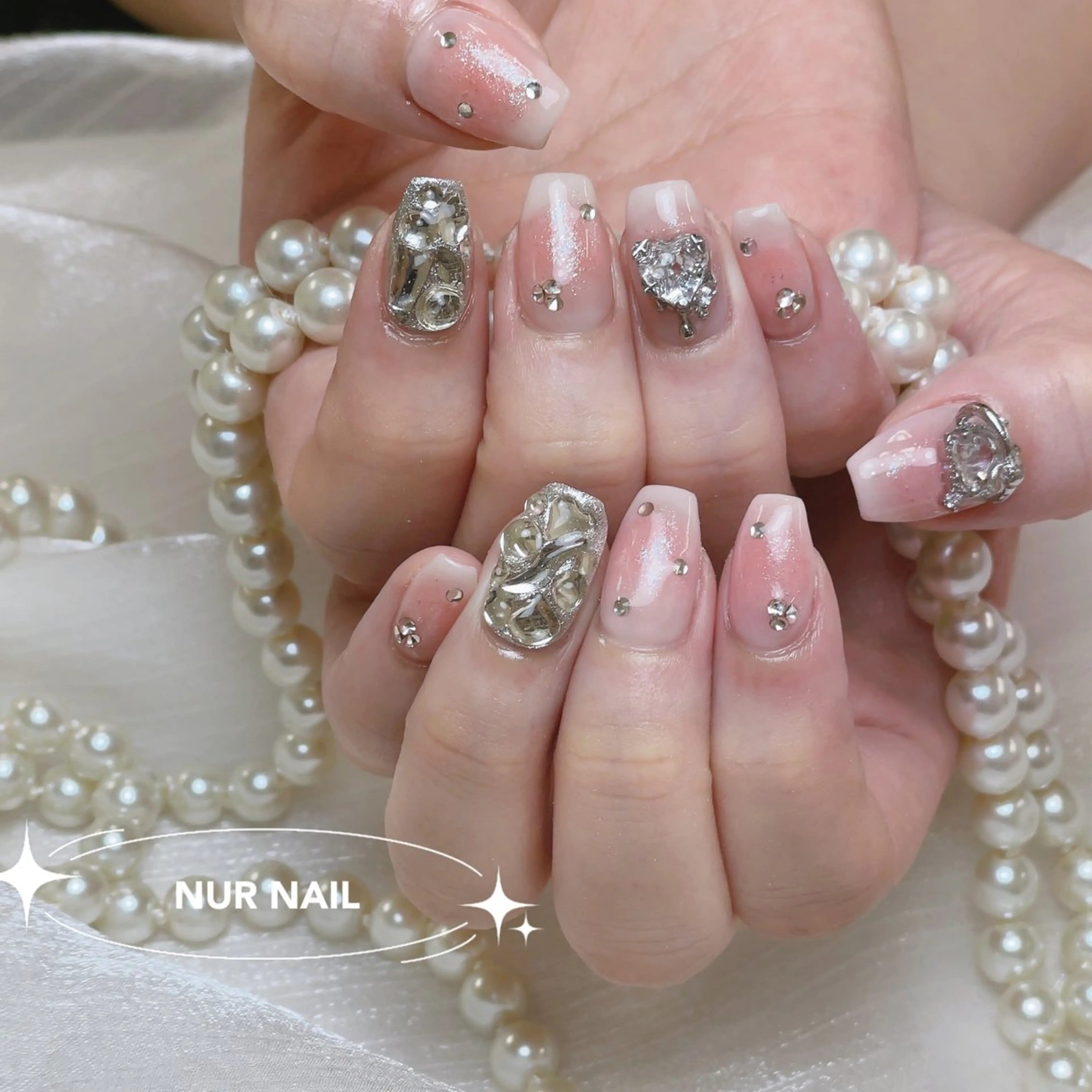 ネイル 🫧NUR NAIL✨のネイルデザイン