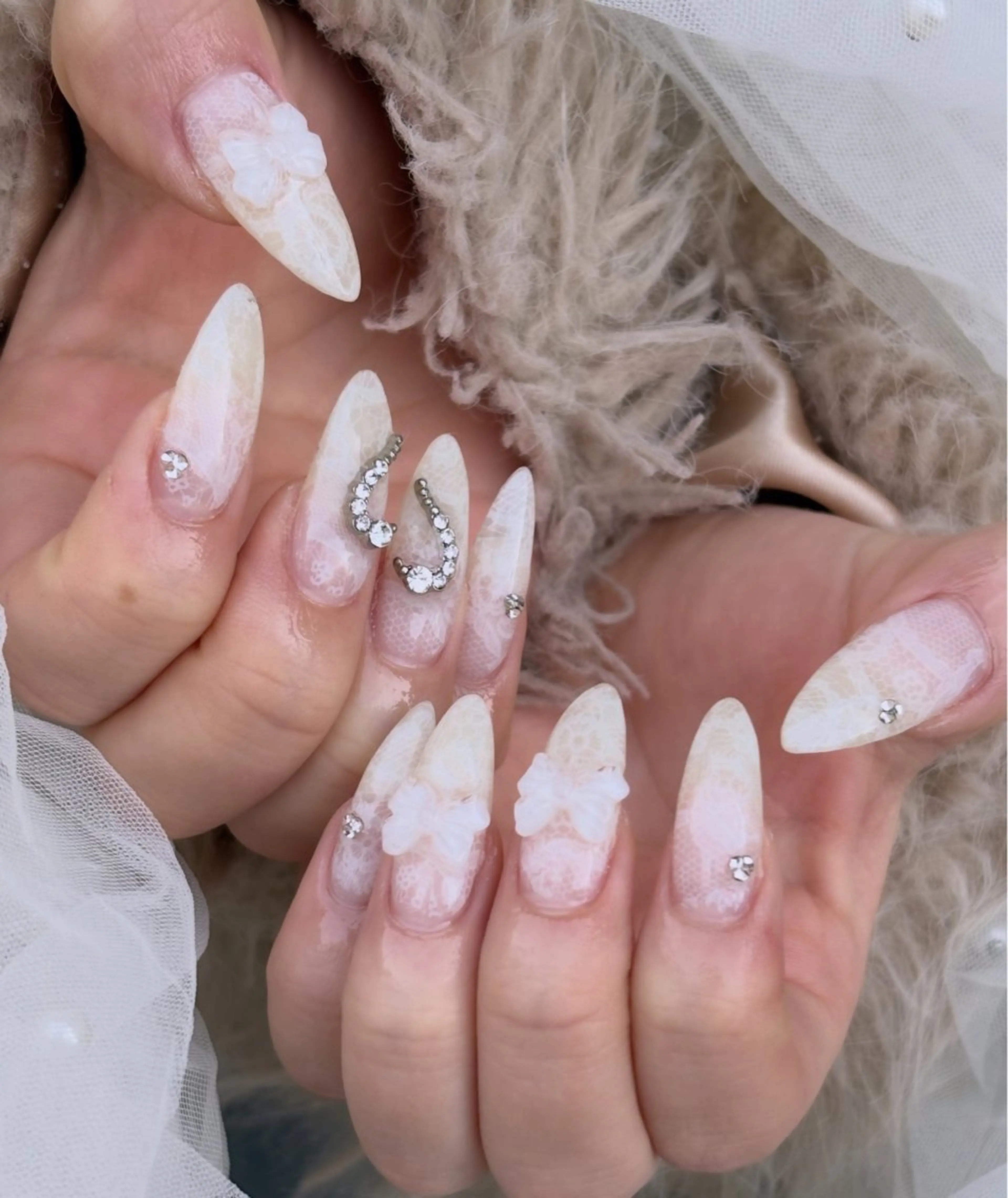 ネイル ハンドネイル フットネイル ✴︎ Delightのネイルデザイン