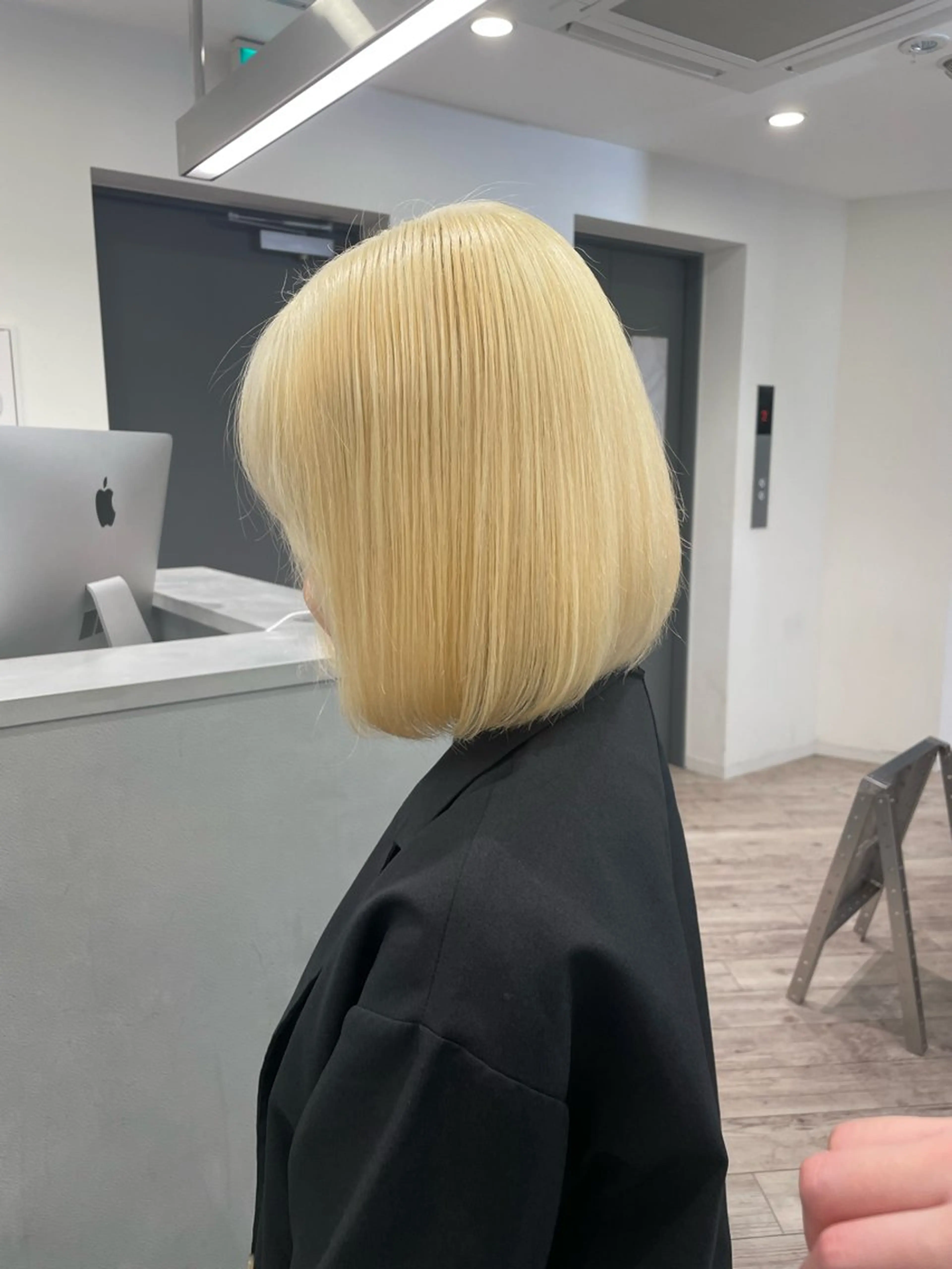 ミディアム ♡似合わせハイトーン ♡maiのヘアスタイル