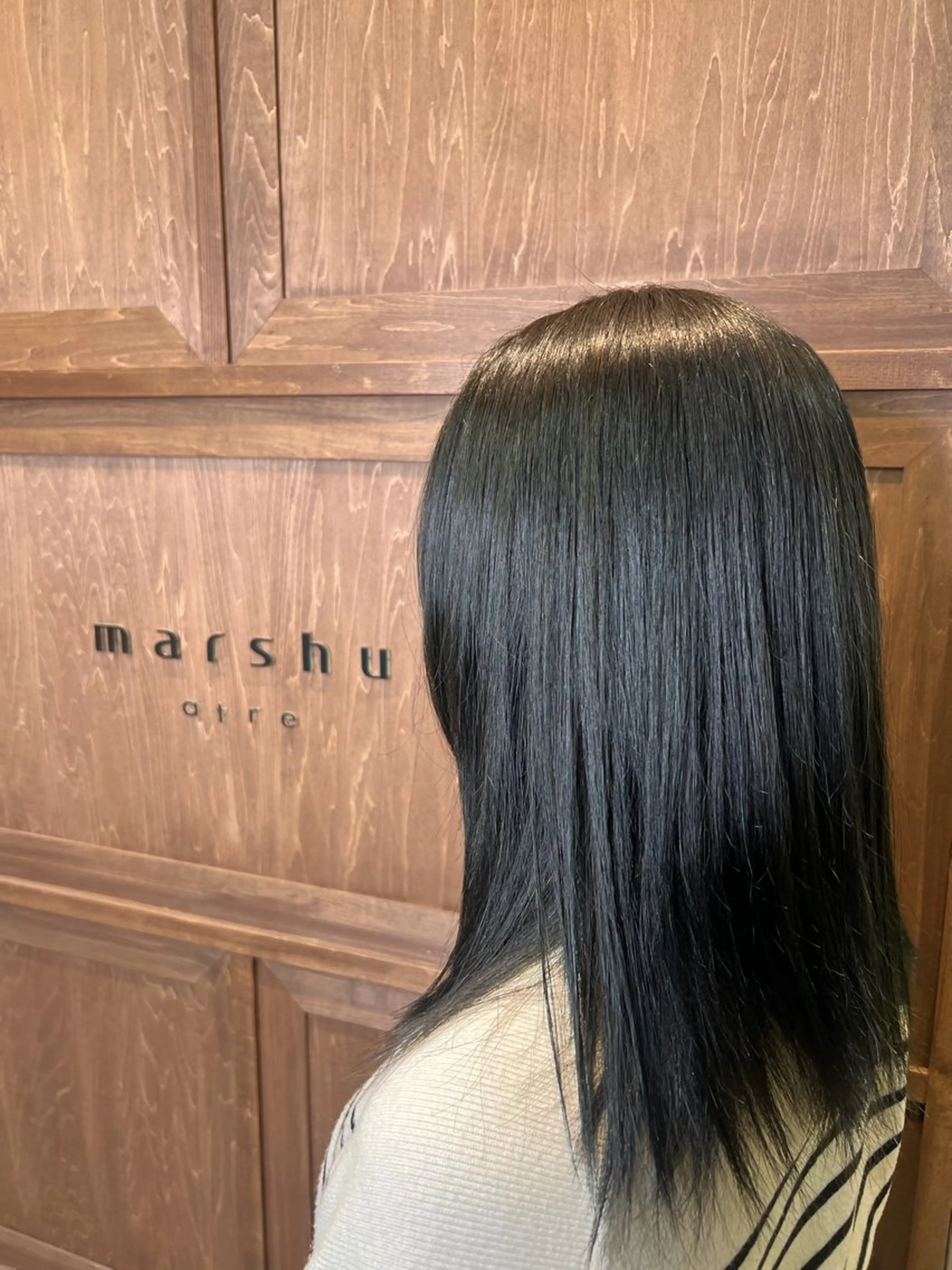 セミロング ヘアカラー marshu / Yukaのヘアスタイル