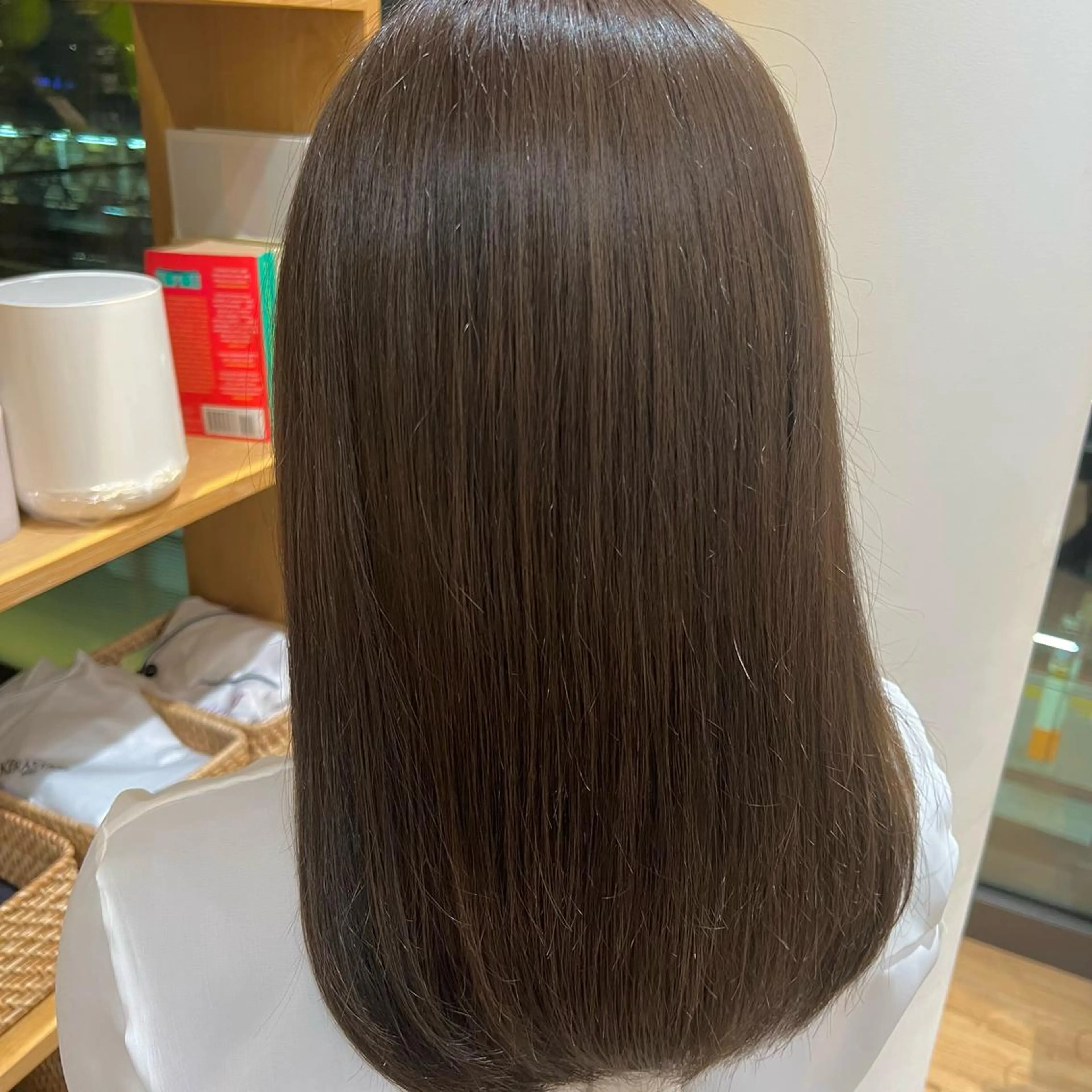 カラー SALOWIN銀座六丁目店所属・津田 怜果のヘアスタイル