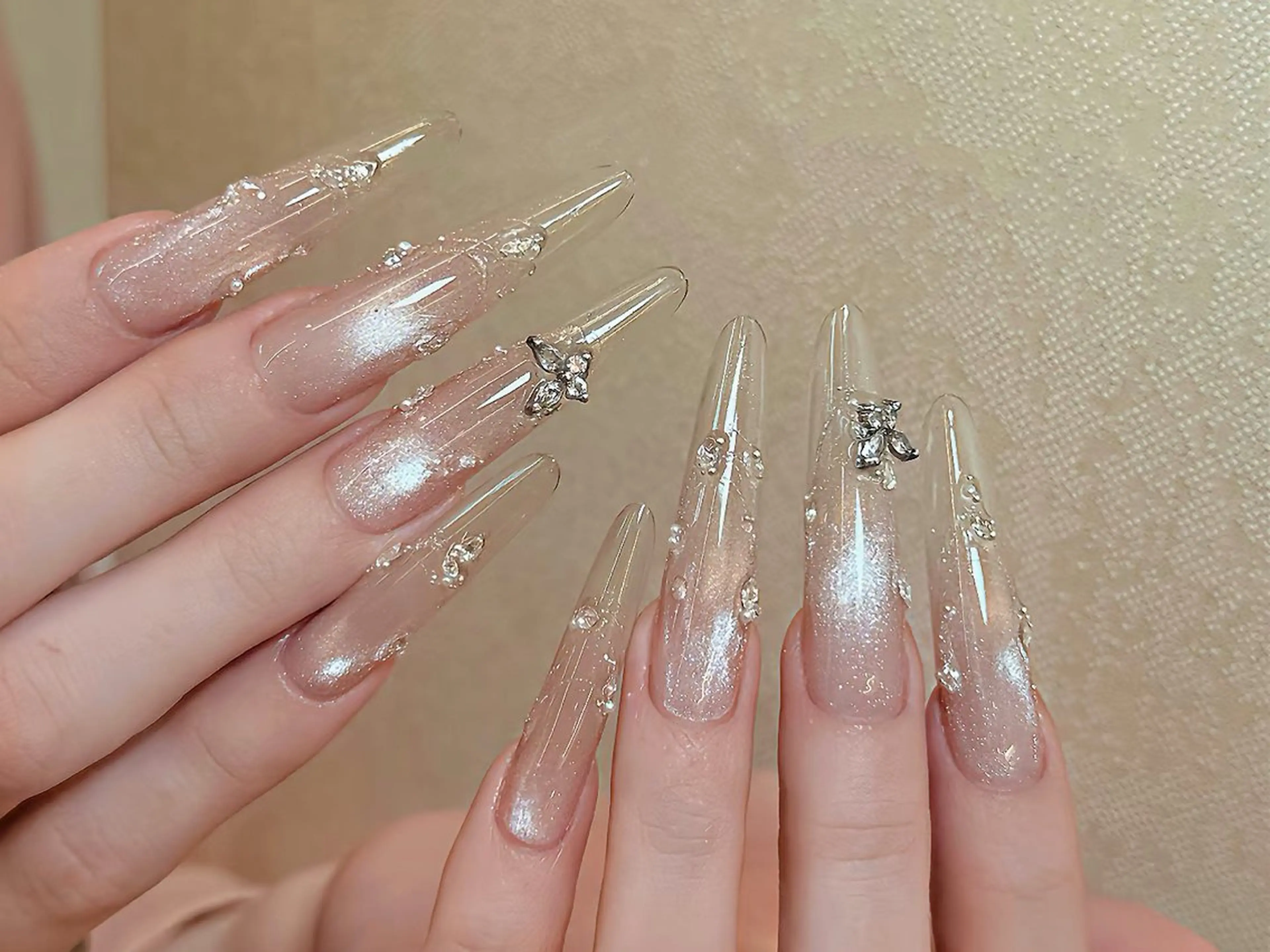 ネイル アートネイル べっ甲ネイル チークネイル 長さ出し フットネイル ハンドネイル ハンドケア ラッキーネイルサロン 西川口東口店のネイルデザイン