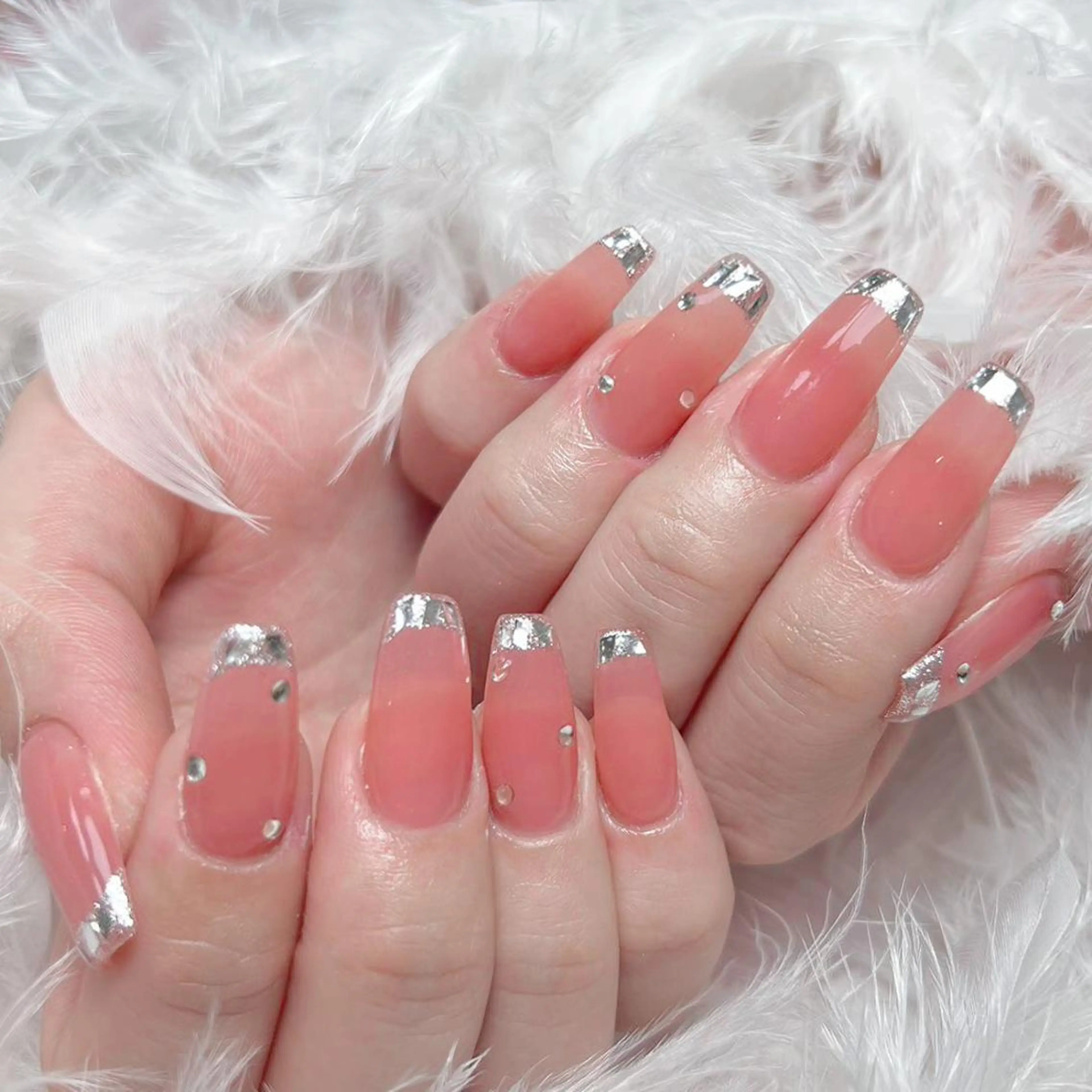 ネイル ハンドネイル ハンドケア Diamond 🚢のネイルデザイン