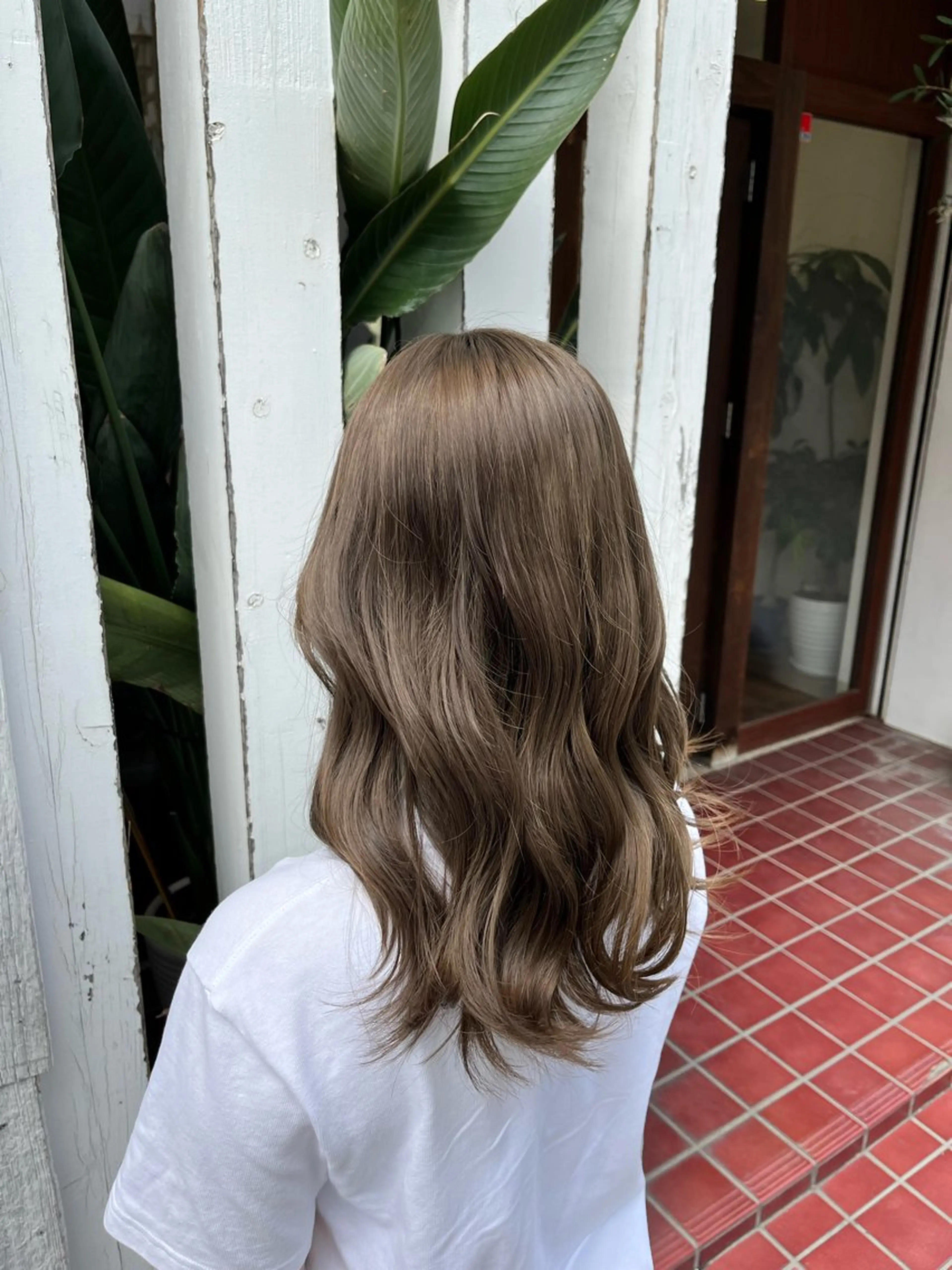 ミディアム カット ヘアカラー トリートメント 🫧艶髪デザイナー 🫧白石航汰のヘアスタイル