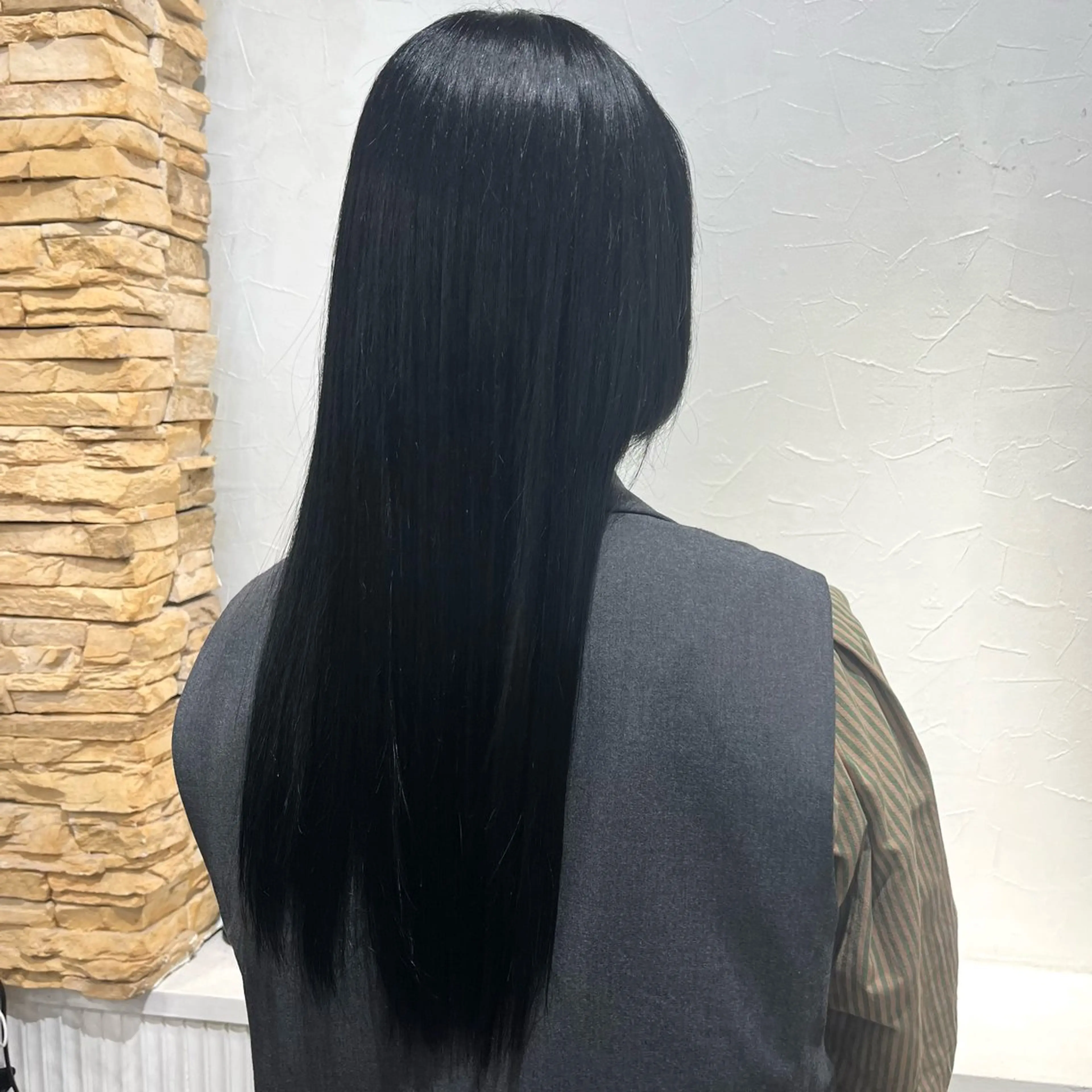 ロング カラー 黒髪 ブルーカラー ブルーブラック アンク・クロス池袋店所属・ankcross ☁️Yunaのヘアスタイル