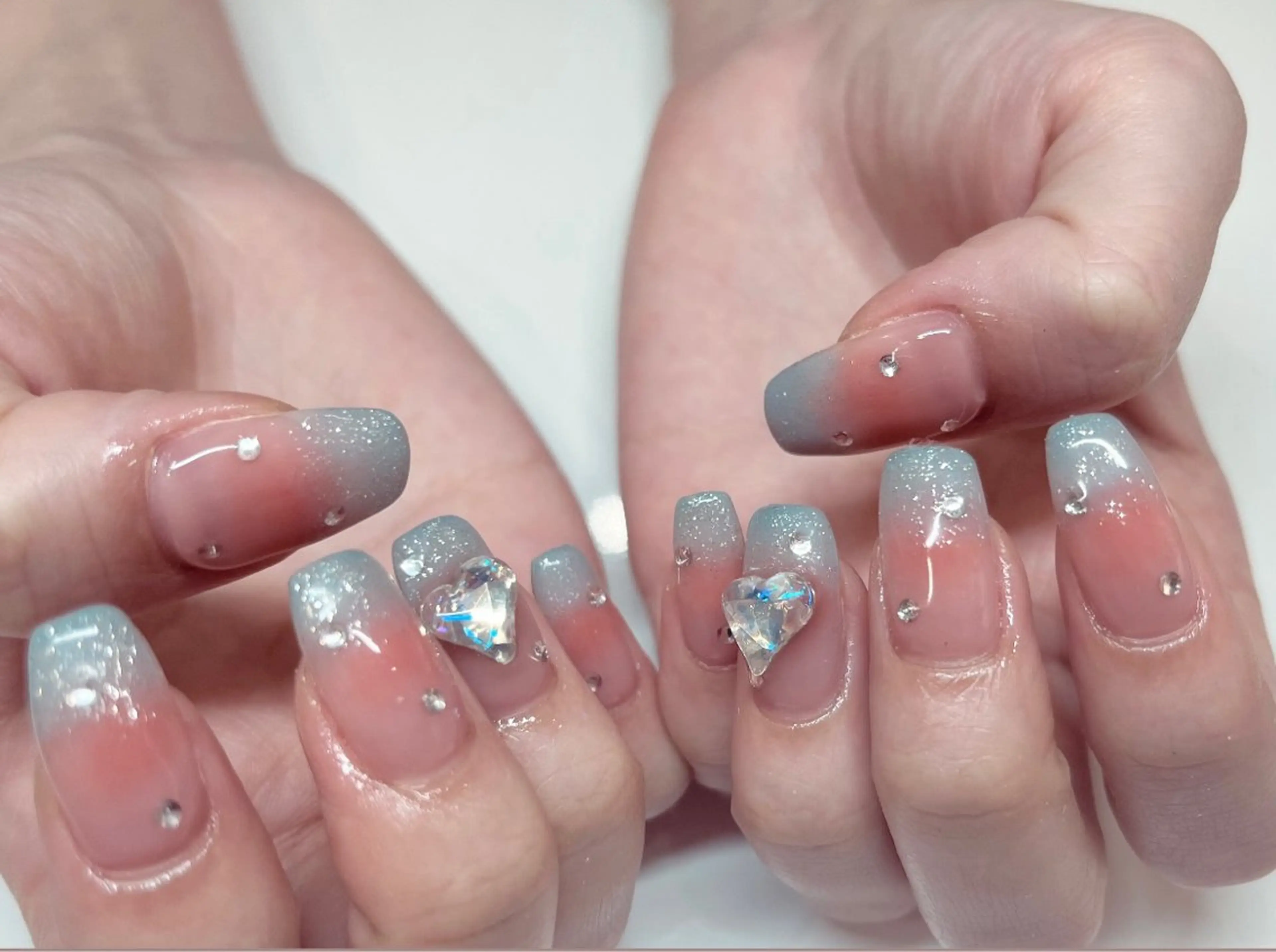 ネイル ハンドネイル 山本 杏香のネイルデザイン