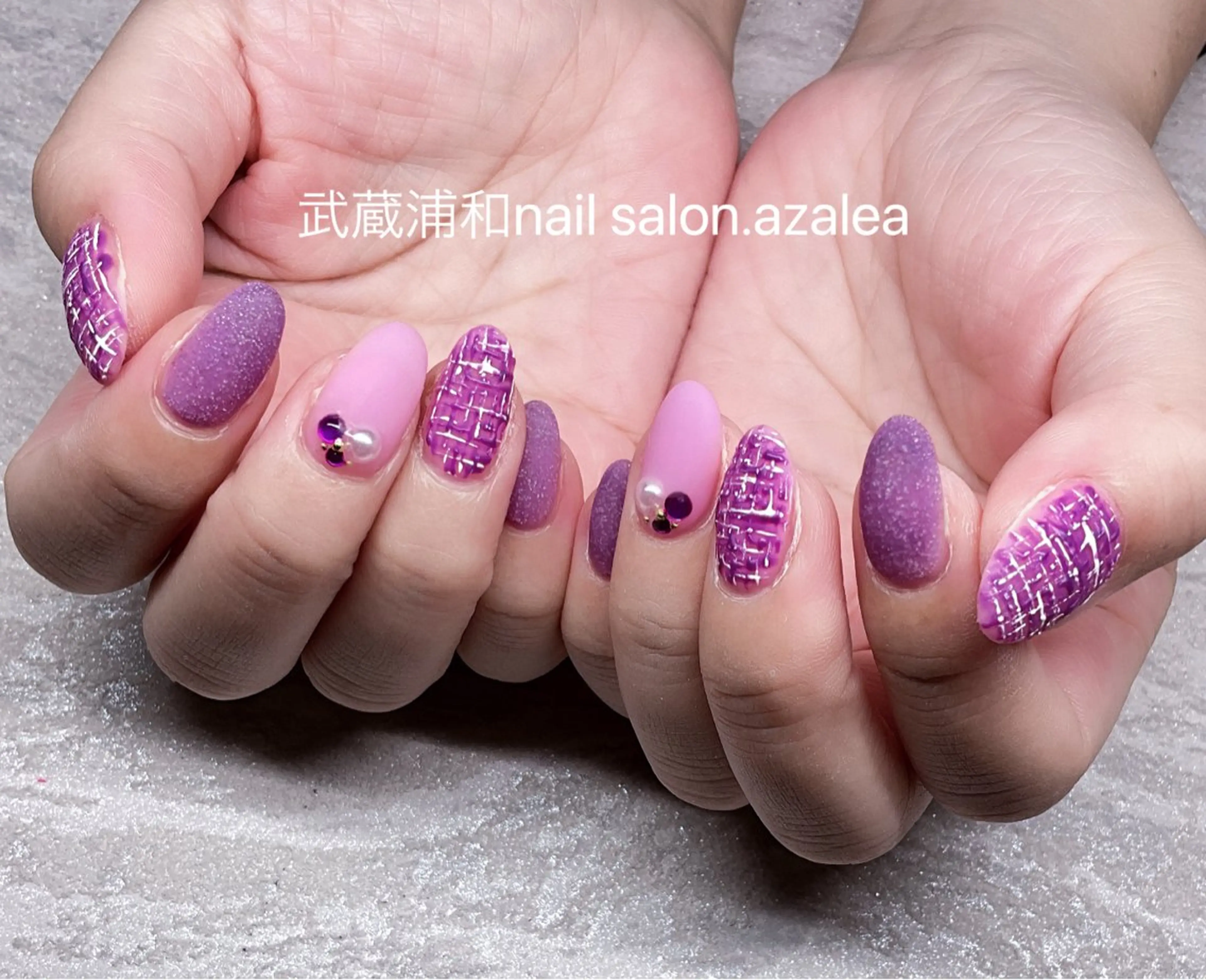 ネイル ハンドネイル R inのネイルデザイン