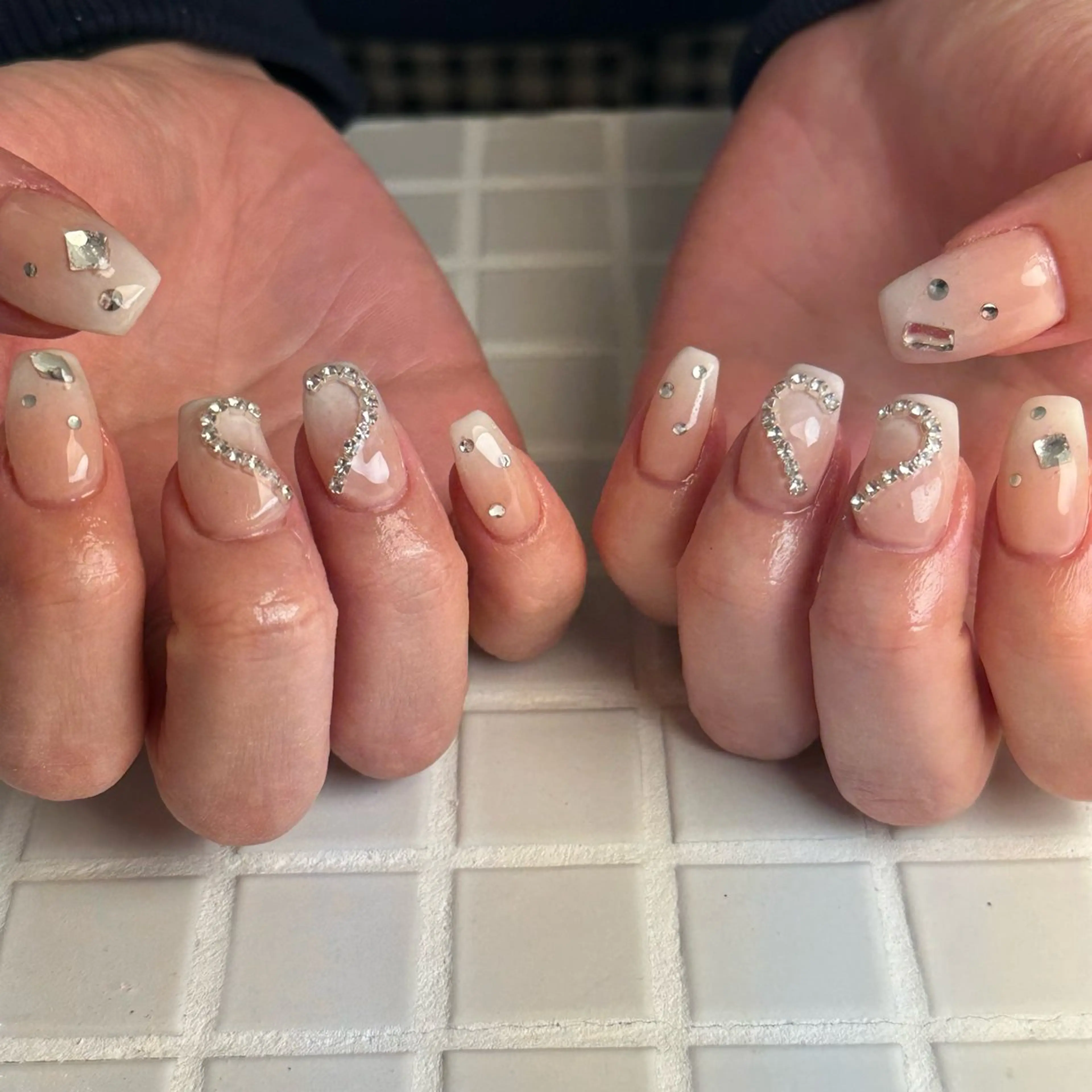 ネイル ハンドネイル yuka🩶 渋谷.表参道Nailのネイルデザイン