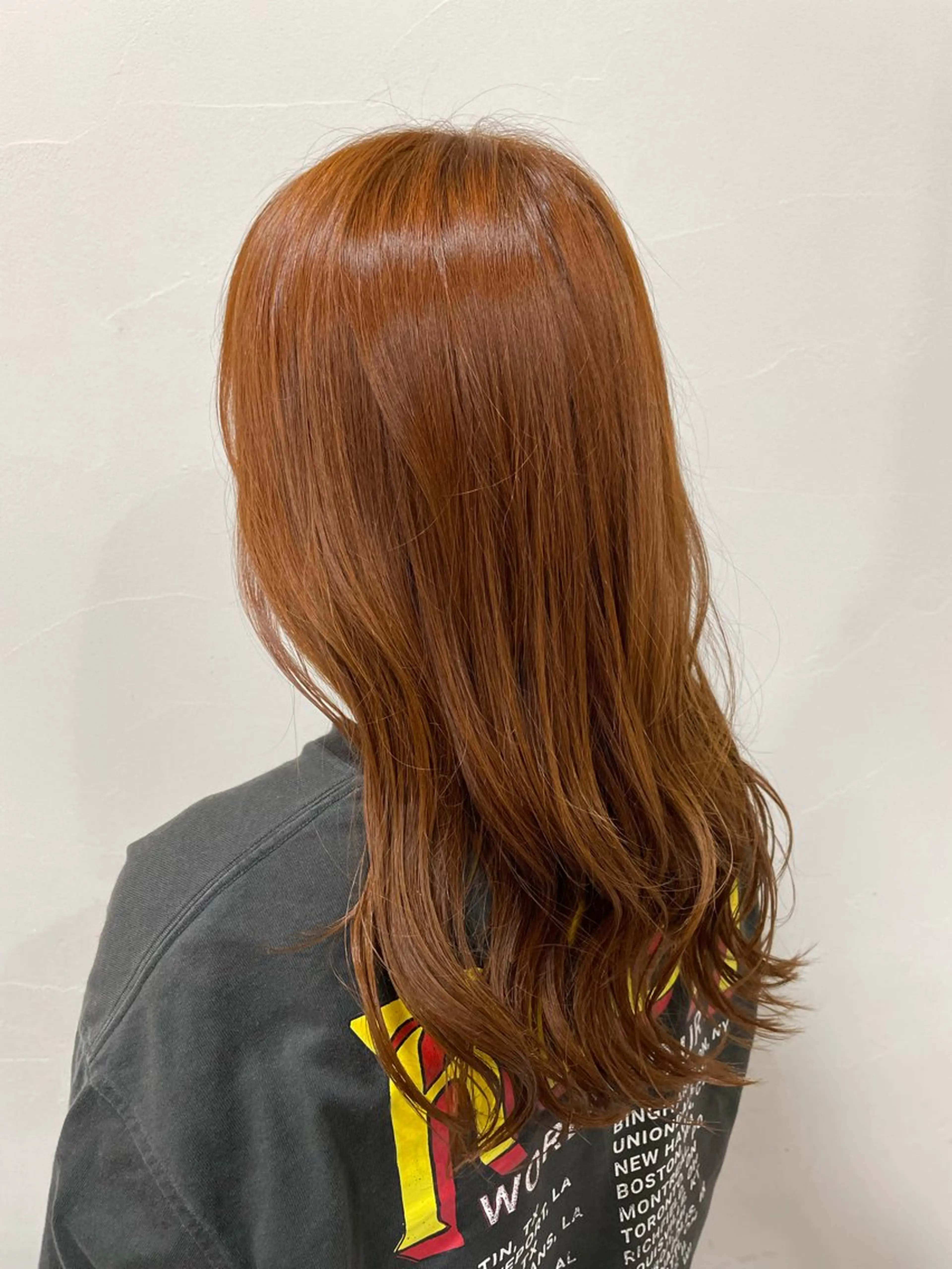 カラー ブリーチ ブリーチなしカラー 近江 莉佳の眉毛・アイブロウイメージ