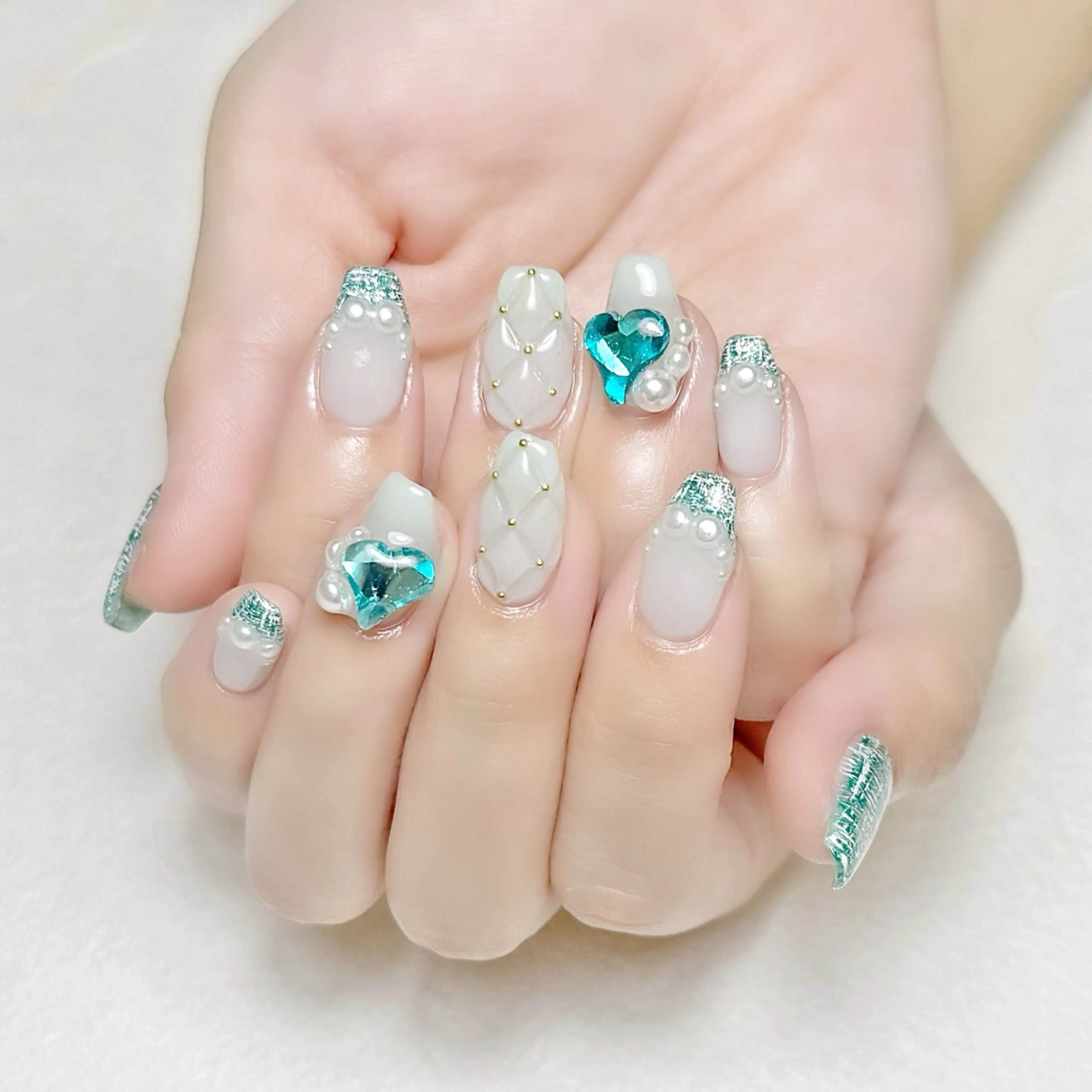 ネイル フレンチネイル グリーン ツイードネイル ワンホンネイル rouse nail RISATOのネイルデザイン