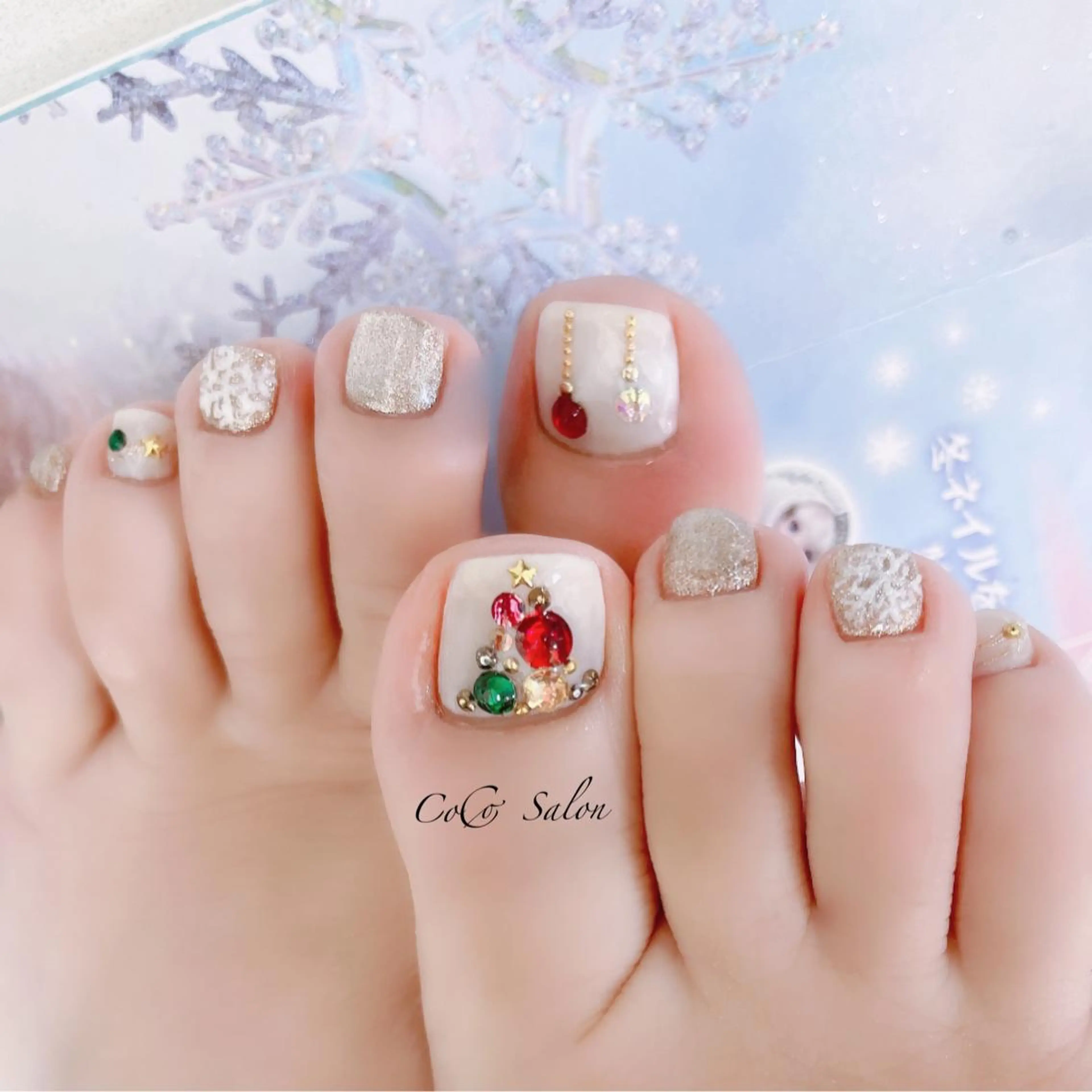 ネイル 長さ出し フットネイル ジェルネイル キラキラネイル ラメ(グリッター) フットネイル CoCoSalon ネイル/まつ毛予約のネイルデザイン