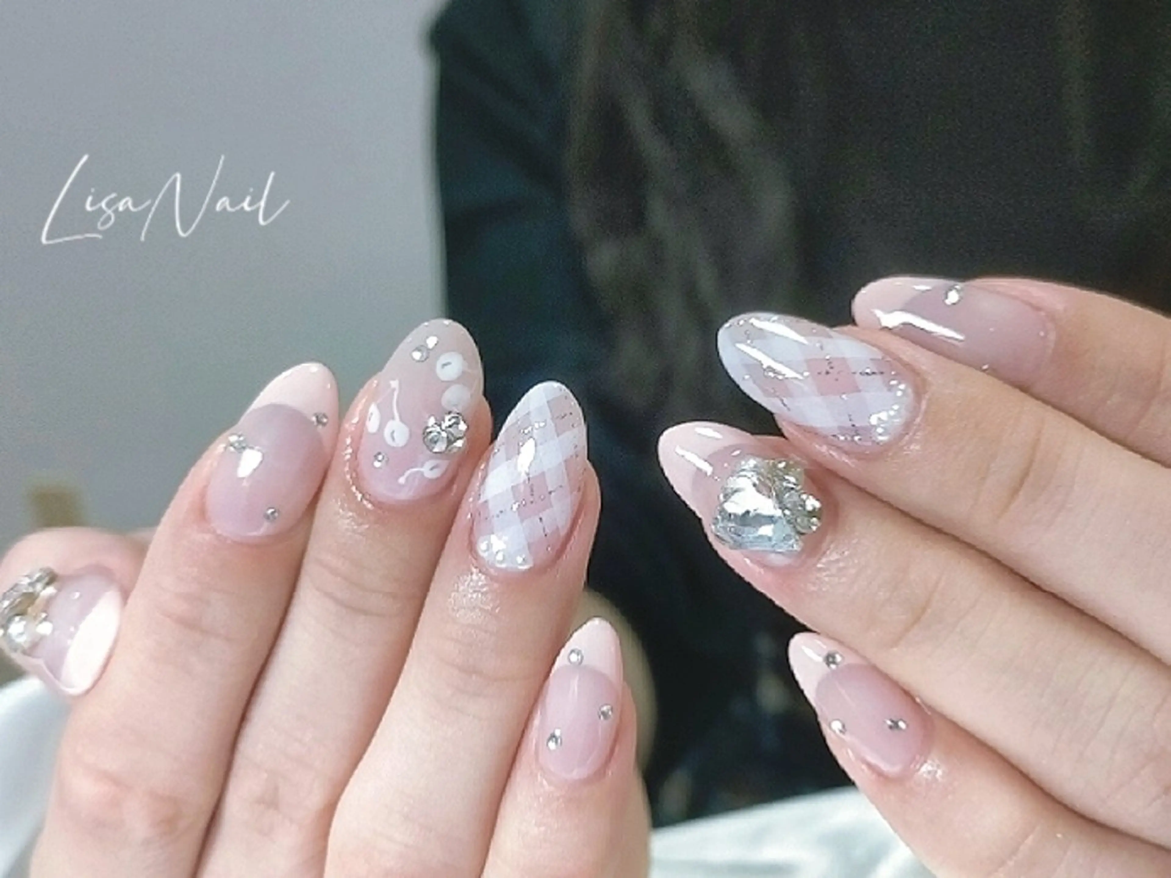 ネイル Lisa Nailのネイルデザイン