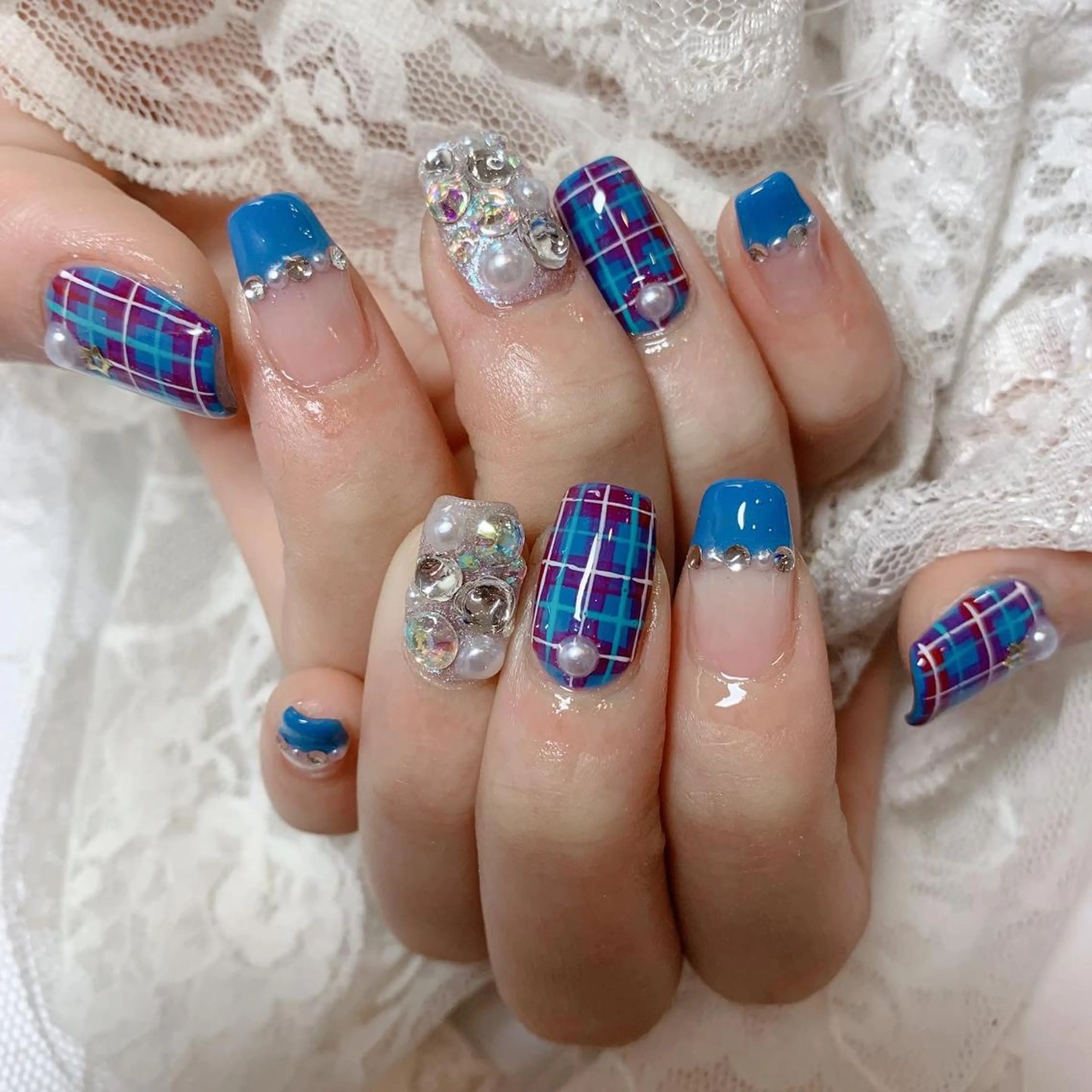 ネイル ハンドネイル La neige* yuki 🥯🍑のネイルデザイン