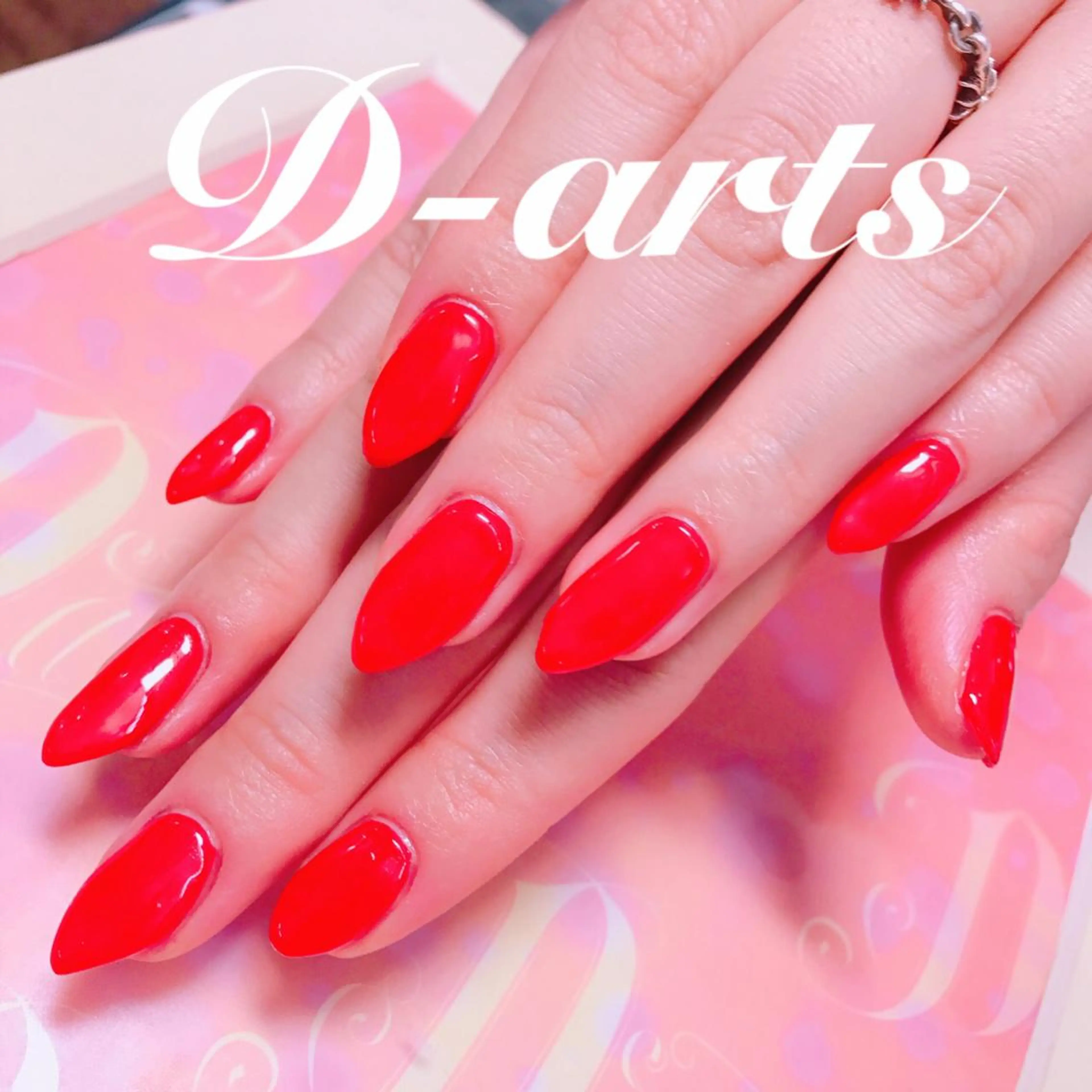 ネイル 赤色 S&S 村田小百合のネイルデザイン