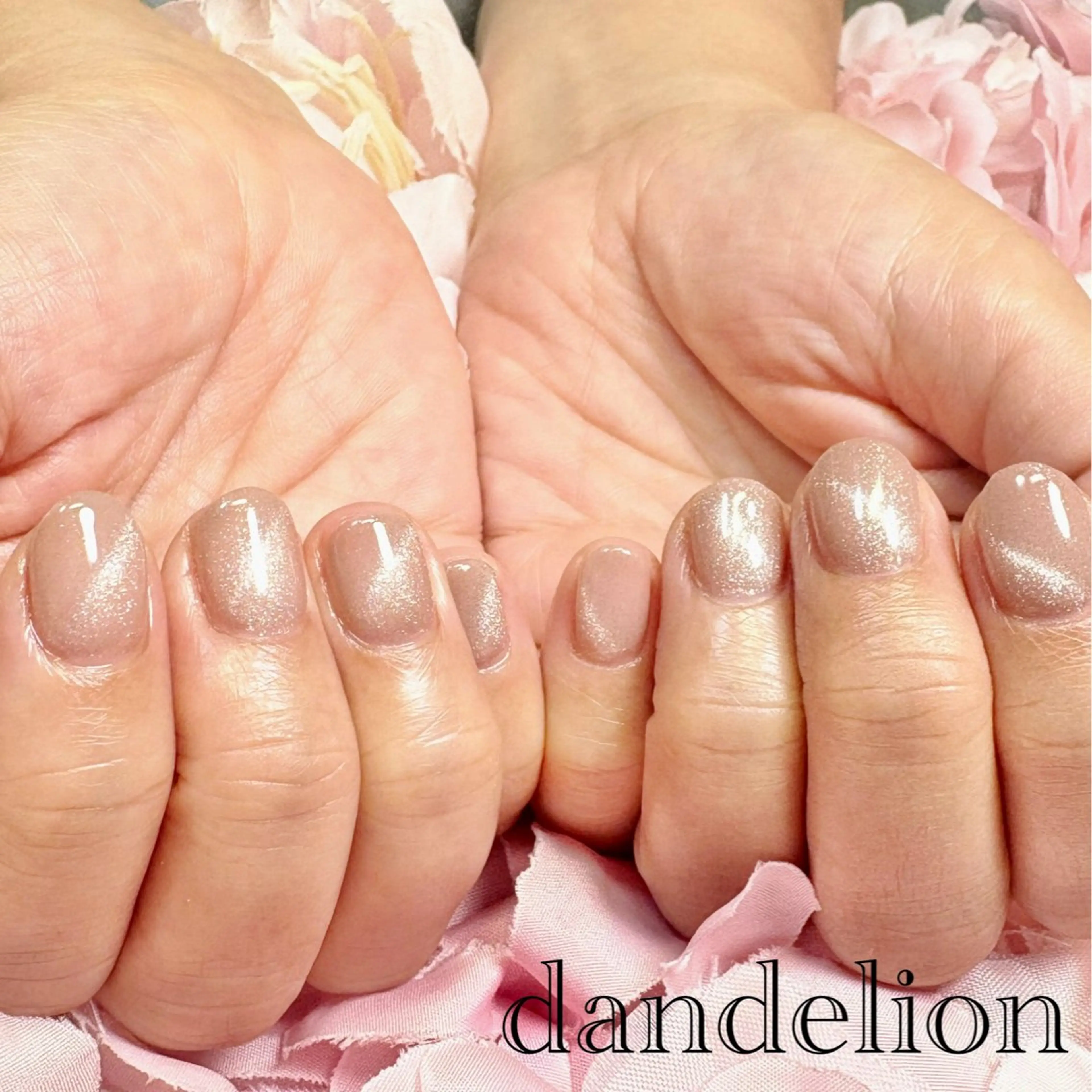 ネイル ハンドネイル ハンドケア dandelion ダンデライオンのネイルデザイン