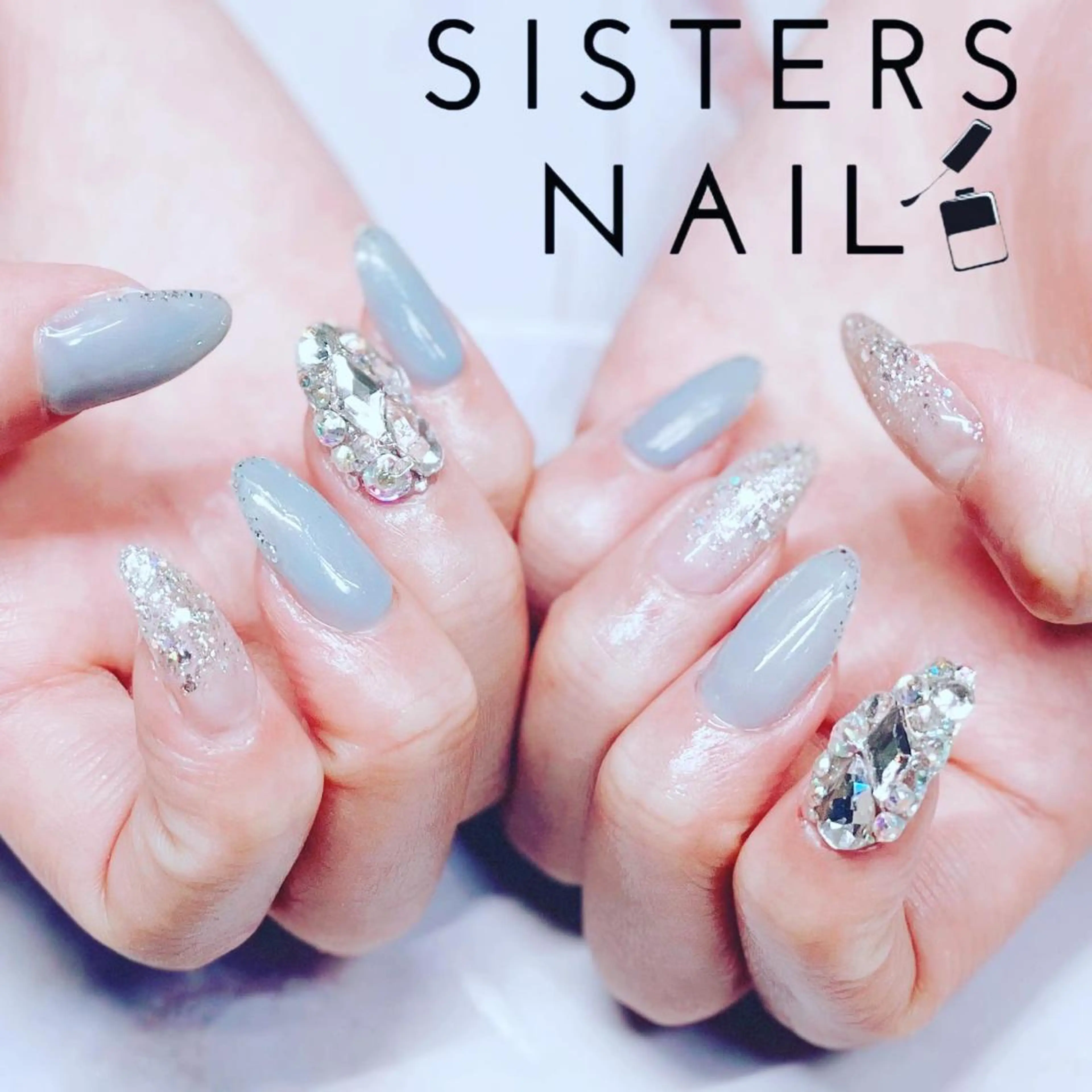 ネイル アートネイル ブルー フレンチネイル ホログラムネイル ラメ(グリッター) sisters nail.fのネイルデザイン
