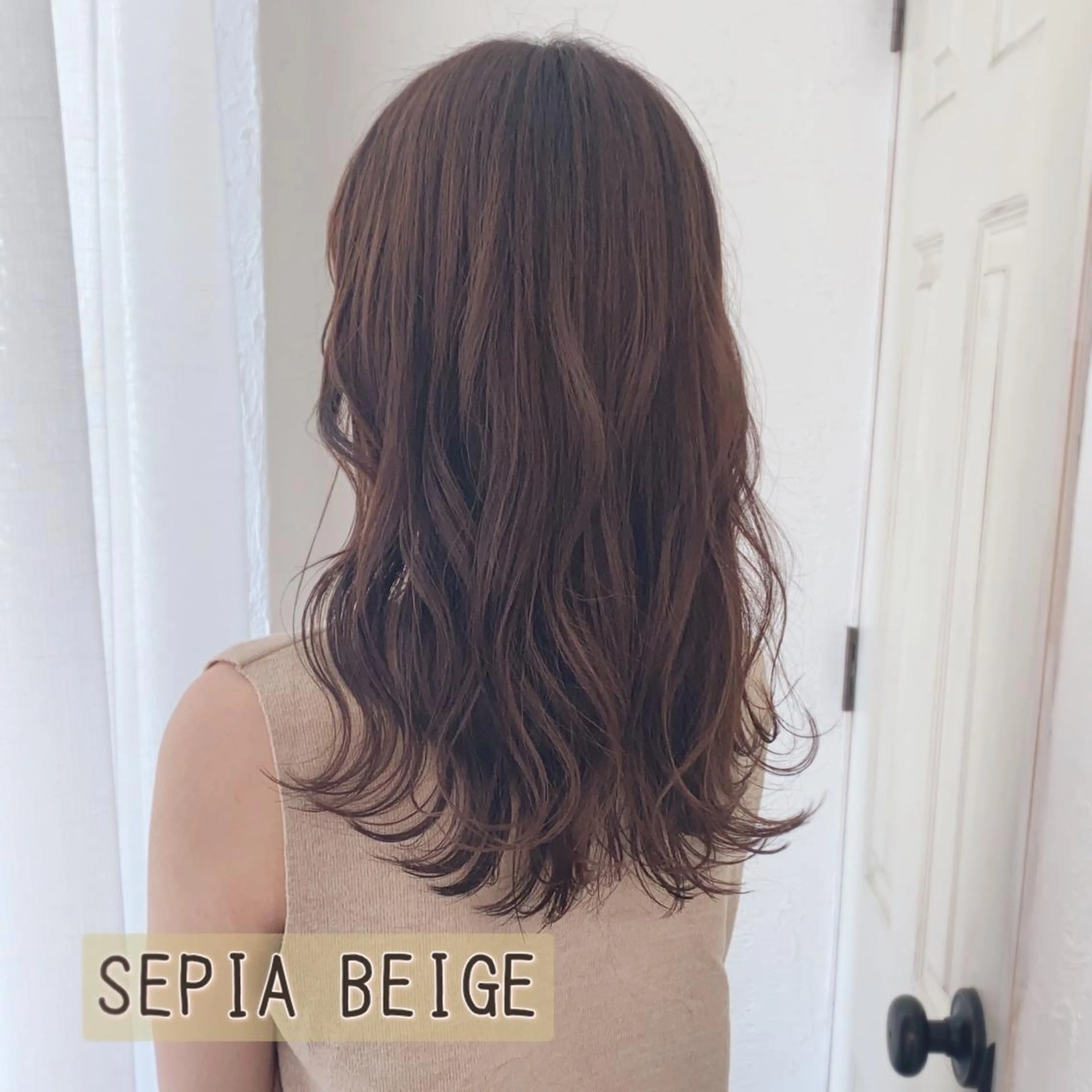ロング カラー ベージュカラー セピアベージュ ⭐中崎 さゆり⭐のヘアスタイル