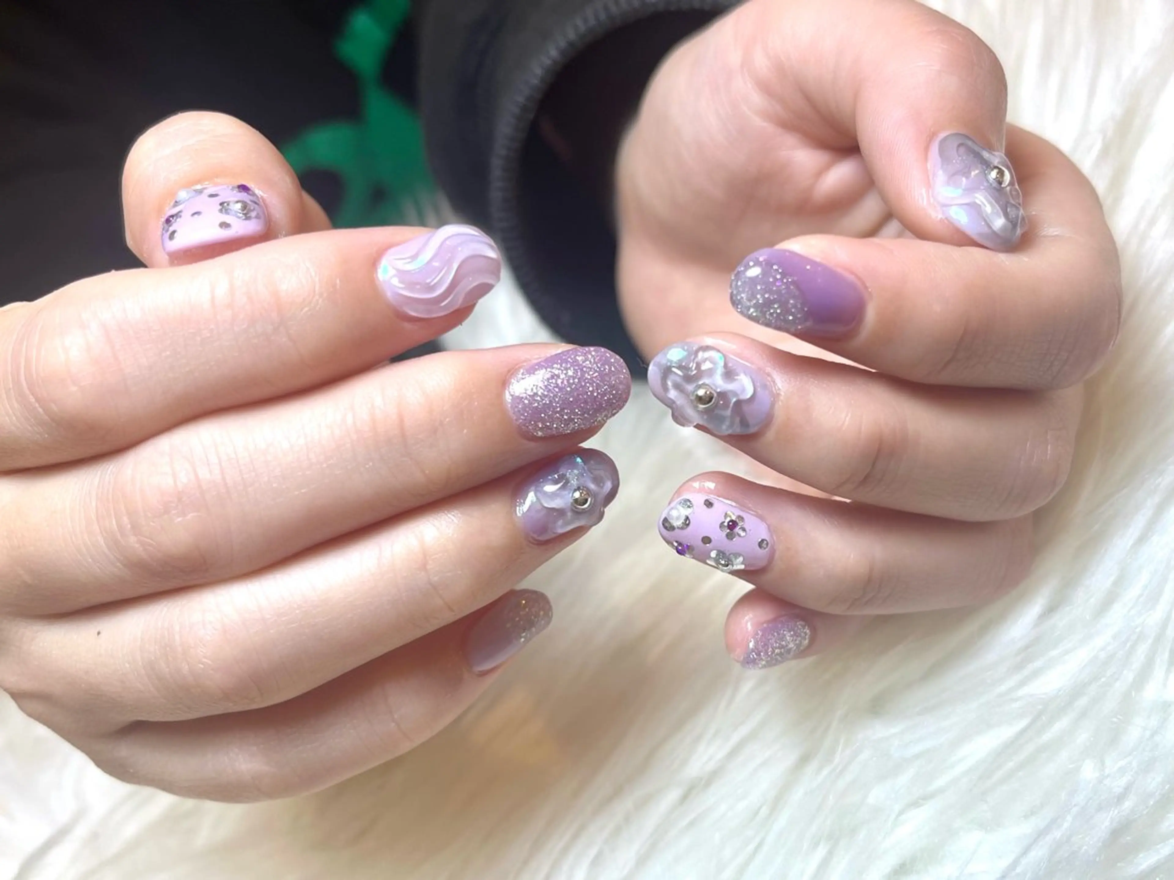 ネイル パープル ハンドネイル プライベートネイルサロン koyubi.所属・新宿御苑前店 島倉のネイルデザイン