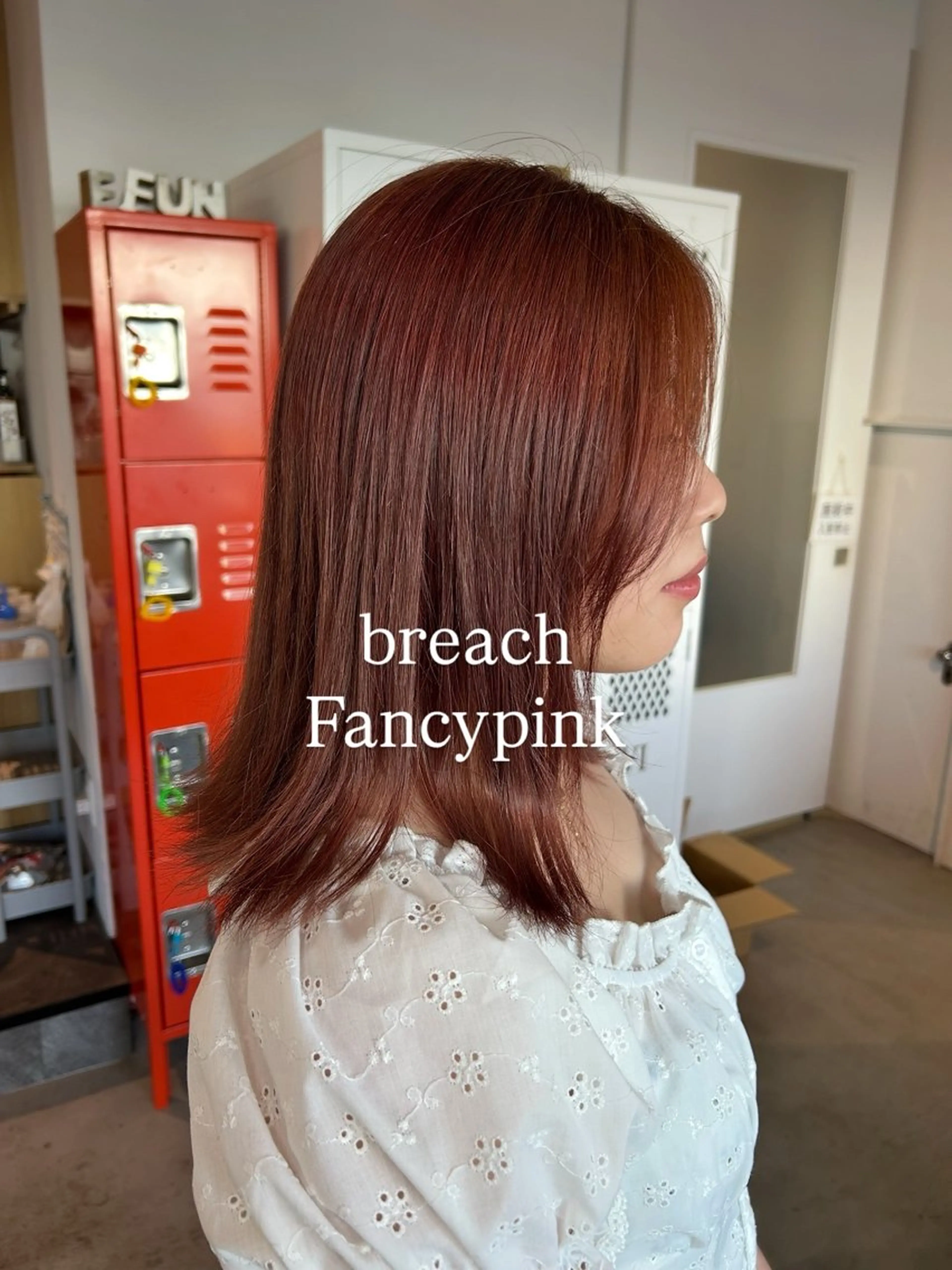 ミディアム カラー ブリーチ ピンクカラー カット ヘアカラー shiho/レイヤー /透明感カラーのヘアスタイル