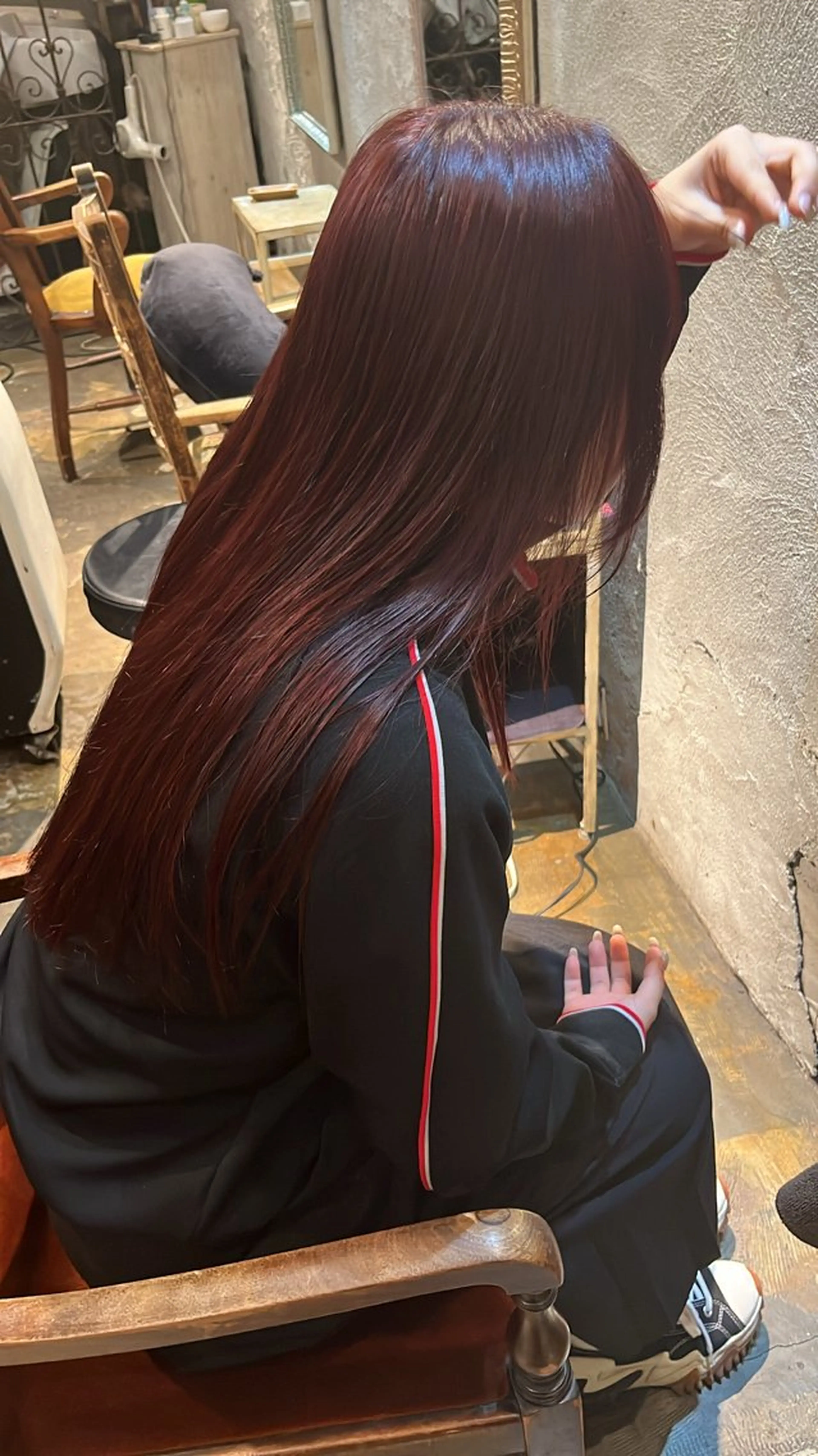 ロング カラー ナチュラルなヘア /ヨシダトモキのヘアスタイル