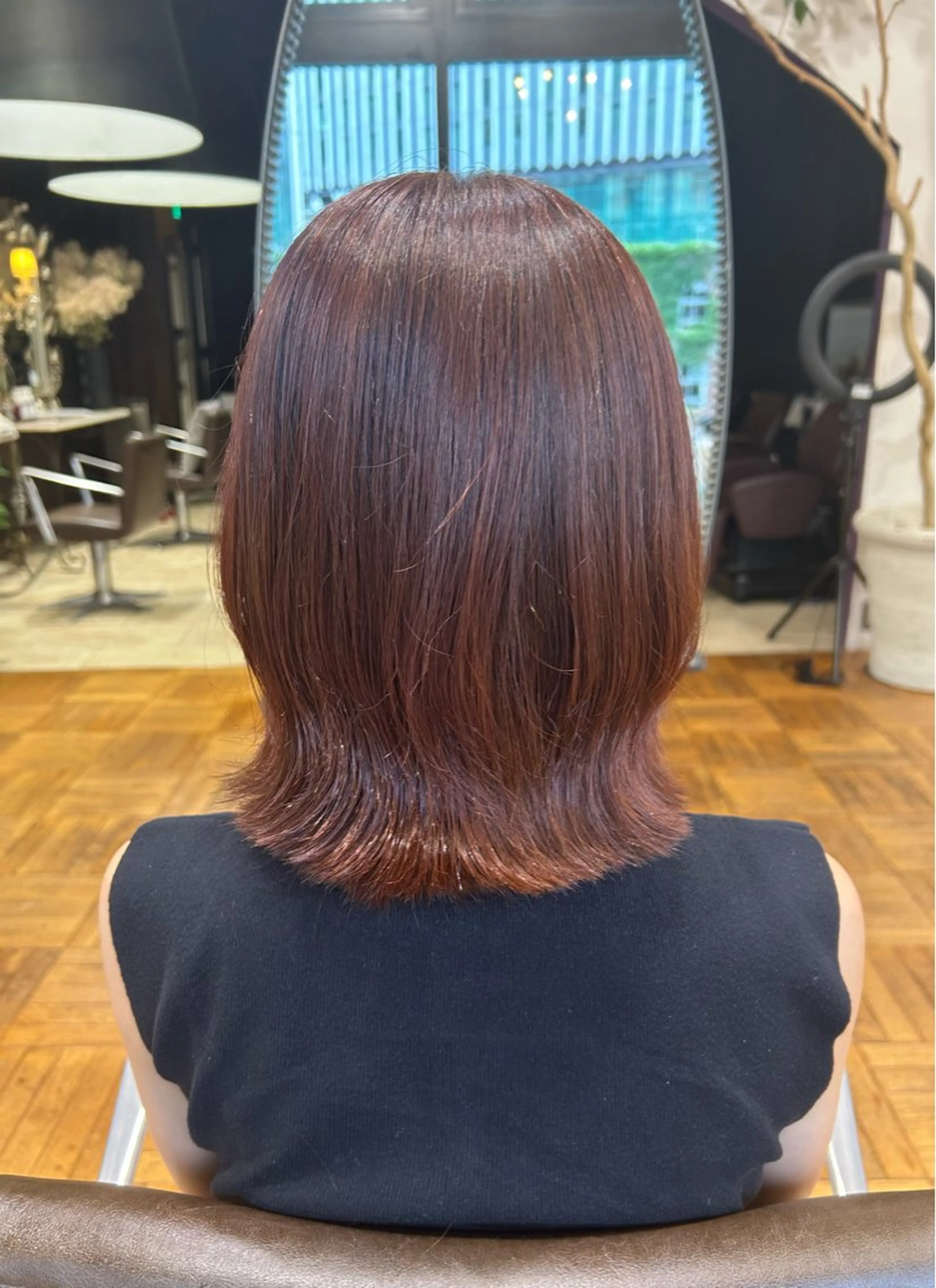 ミディアム カラー カット ツヤ髪💫髪質改善 透明感カラー仁平創太のヘアスタイル