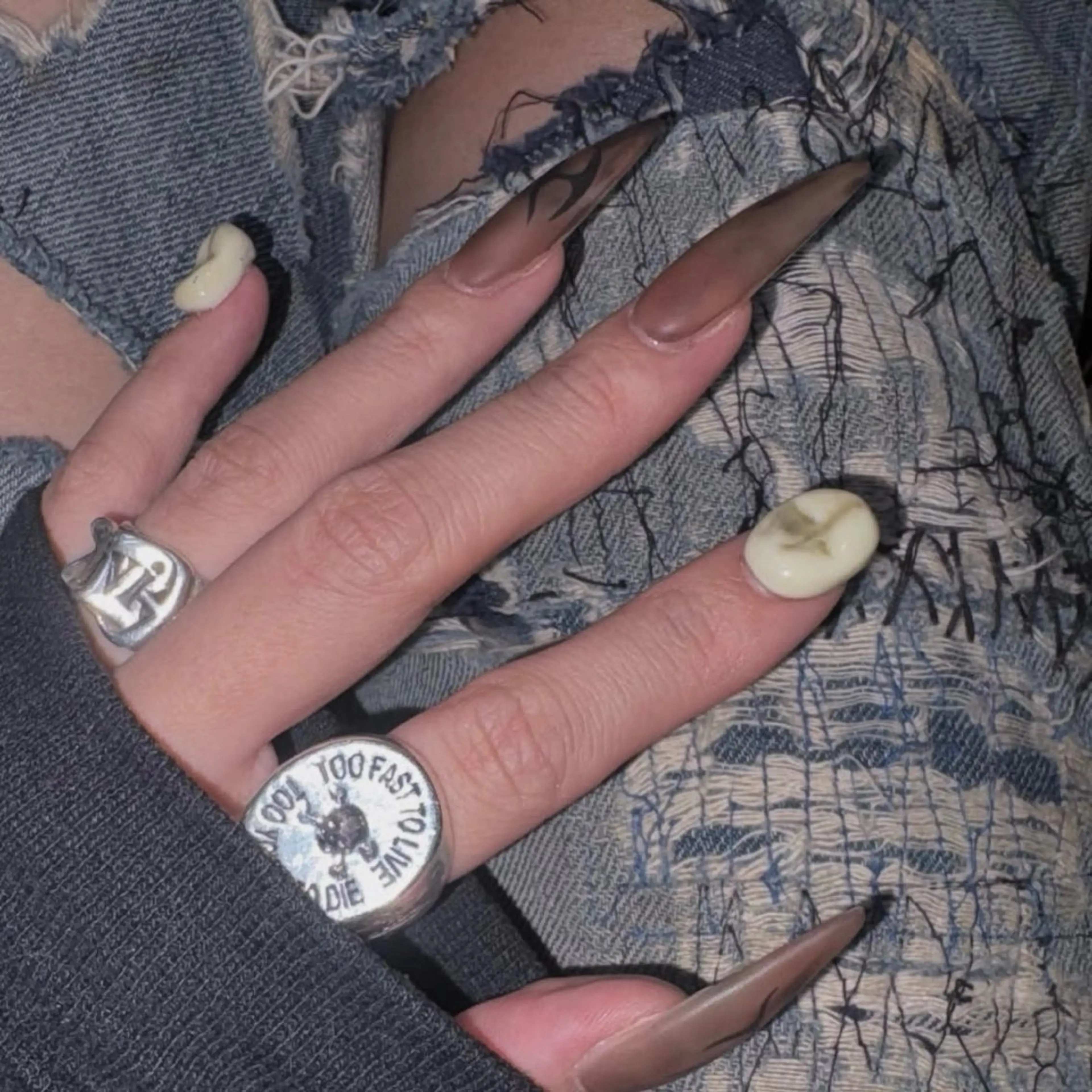 ネイル ハンドネイル フットネイル ゆびノさき +ikebukuroのネイルデザイン