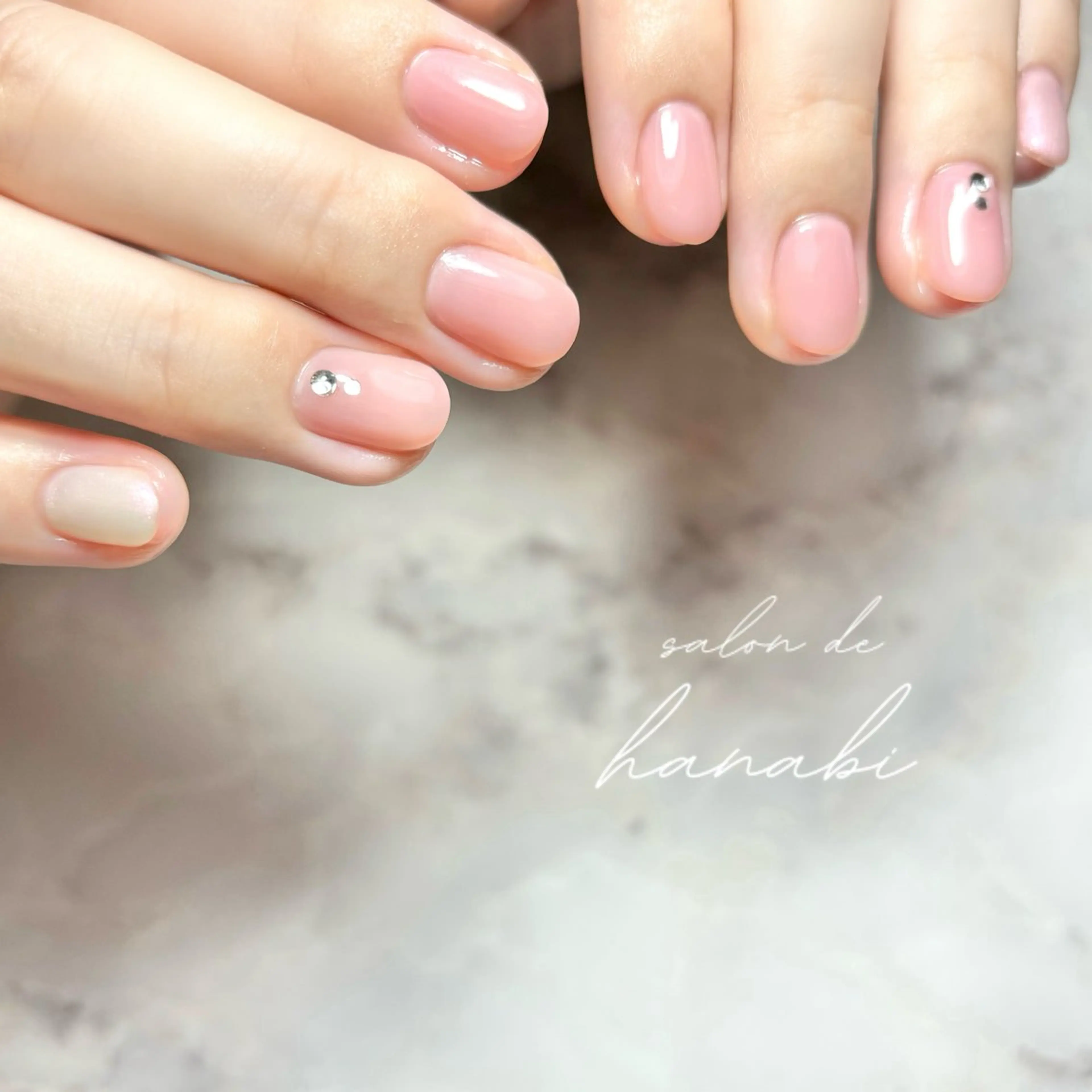 ネイル オフィスネイル ピンク ストーンネイル ハンドネイル salon de hanabi八王子のネイルデザイン