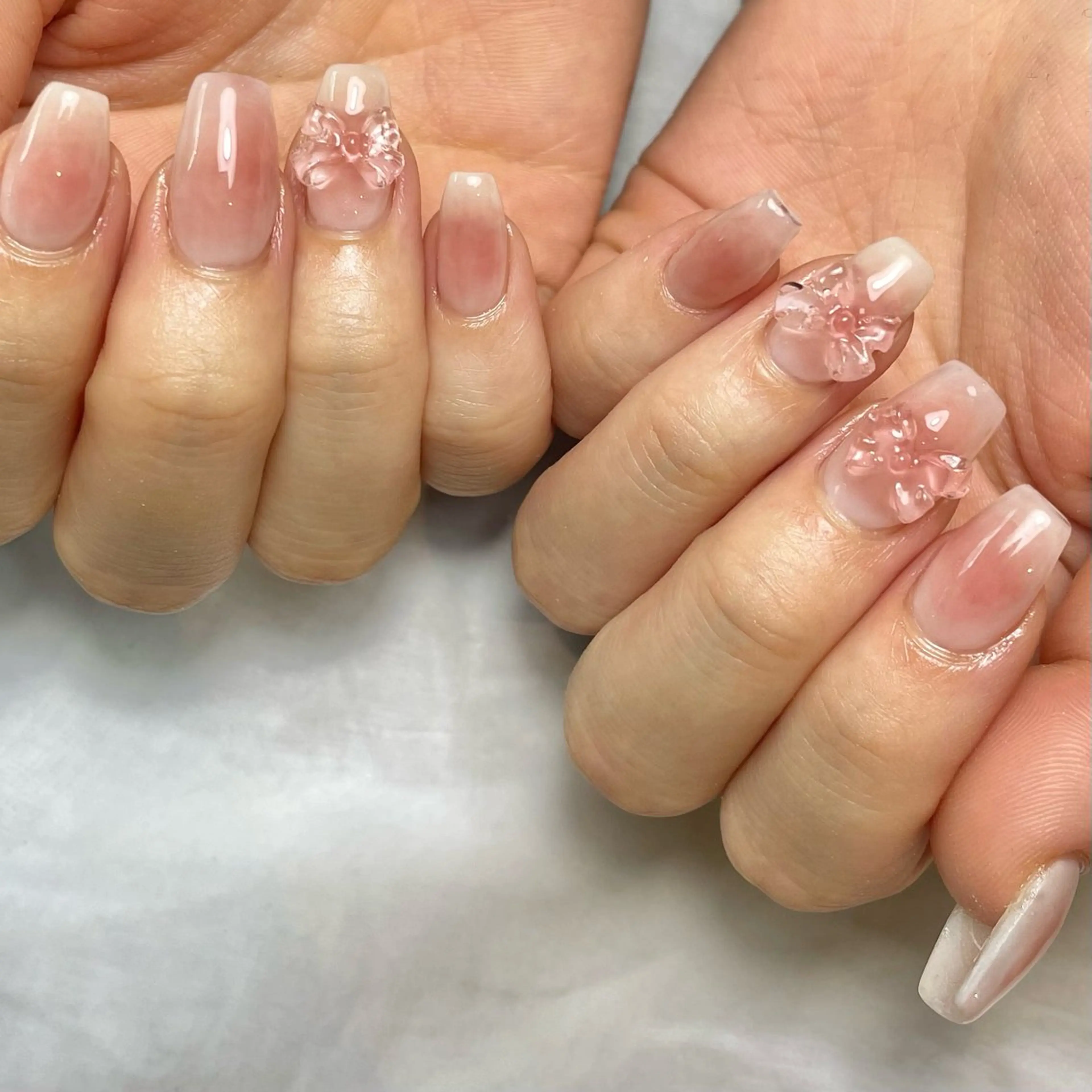 ネイル チークネイル 持ち込み ハンドネイル Reflection marikoのネイルデザイン