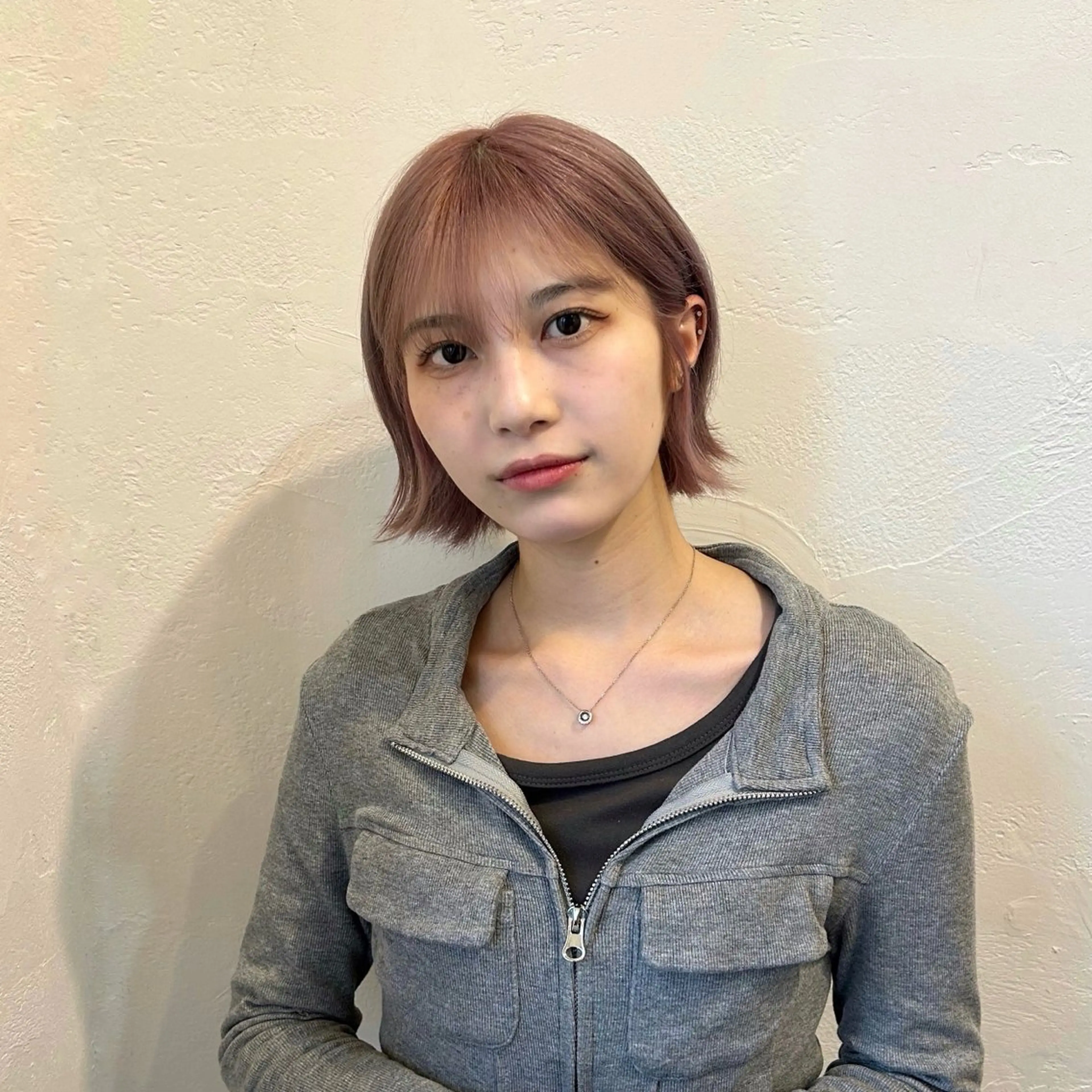 ミディアム カラー ブリーチ ラベンダーカラー ピンクカラー ピンクラベンダー Hair Muse'e 大西店所属・水谷 優華のヘアスタイル