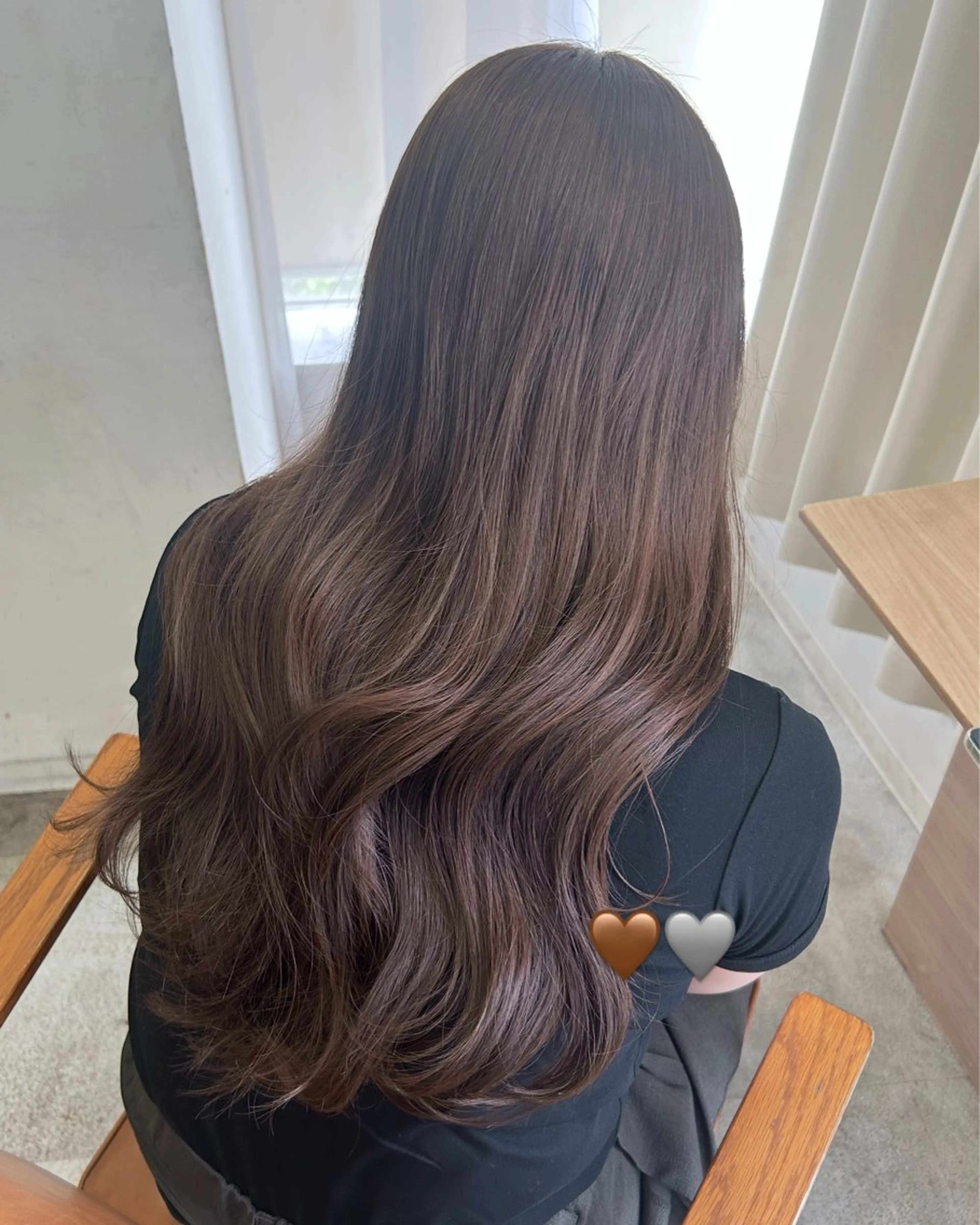 ロング ヘアカラー チナツ/透明感カラー /酸性縮毛のヘアスタイル