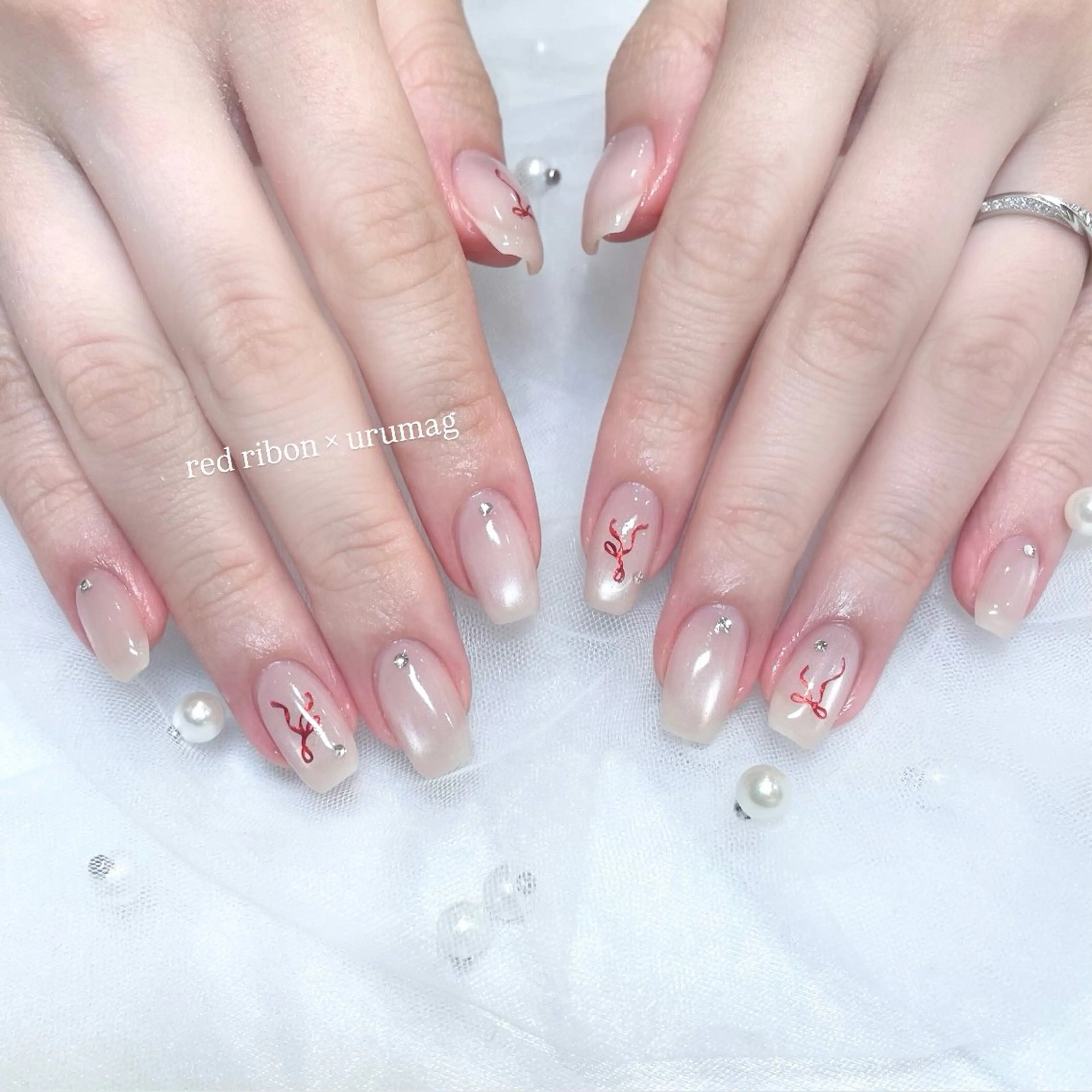 ネイル 赤色 リボン ハンドネイル Tsuki🌙/渋谷 /パラジェルのネイルデザイン