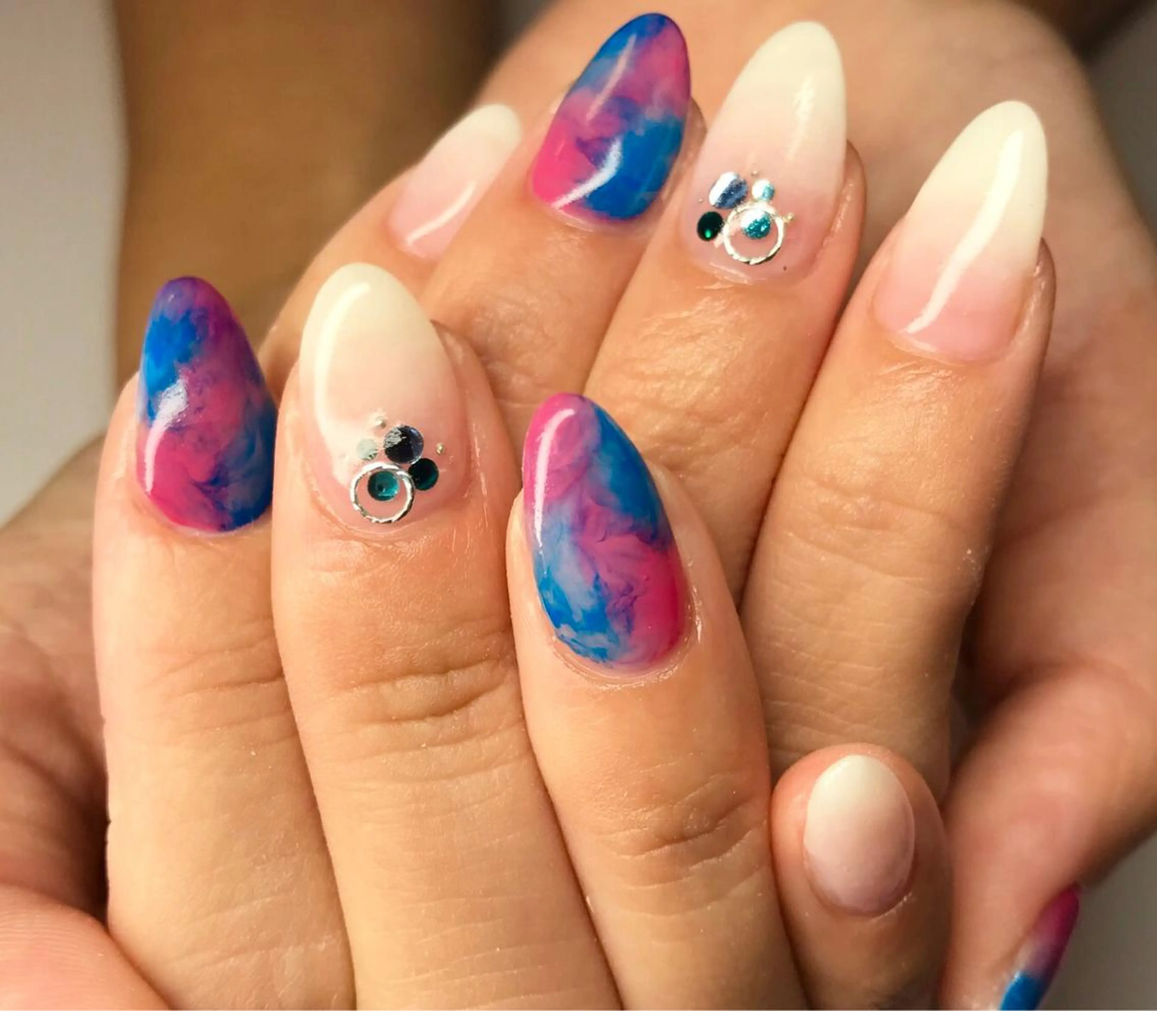 ネイル ヴィプラス所属・和田 さやのネイルデザイン