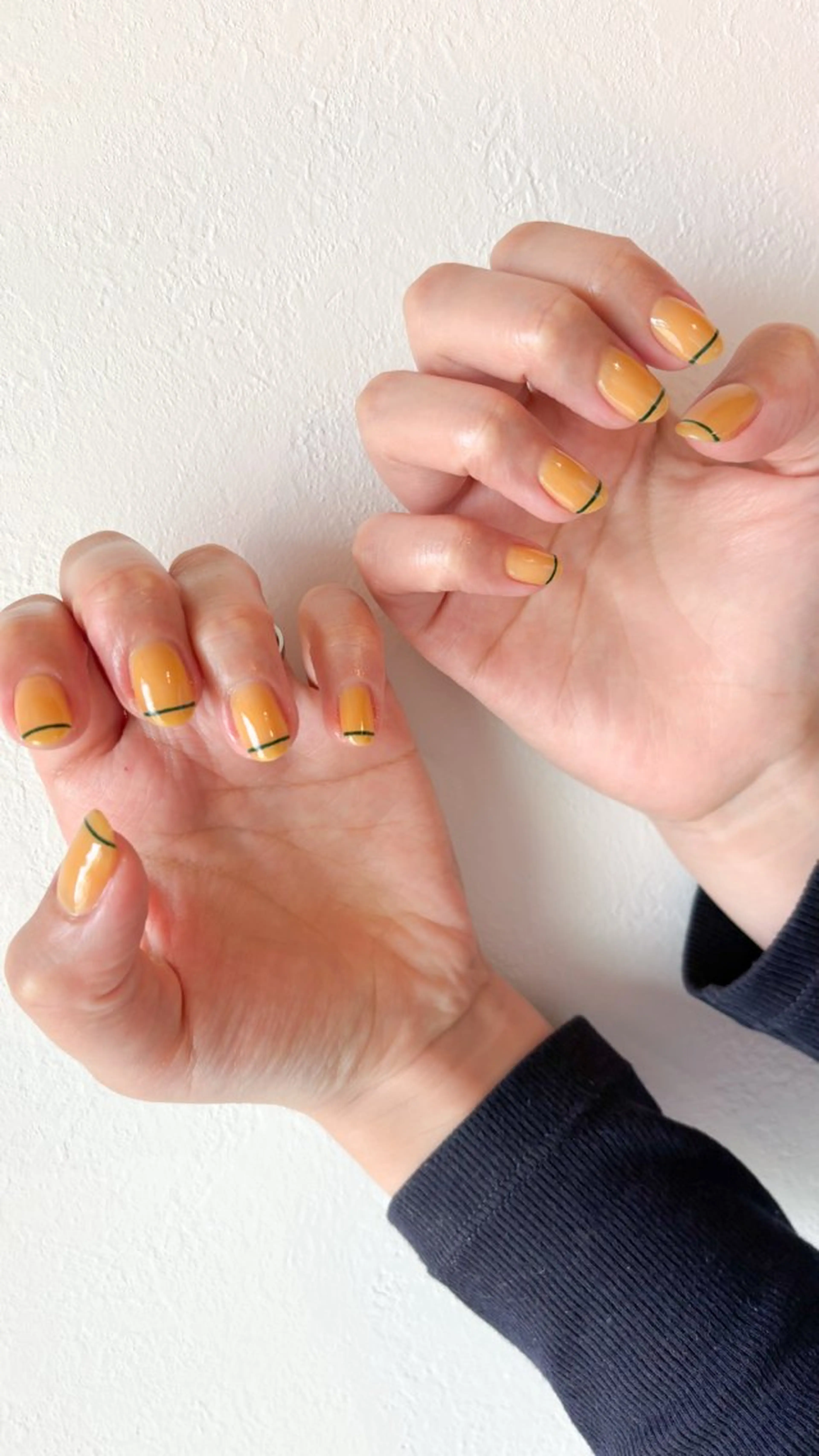 ネイル オレンジ シンプルネイル 🌲🌳🚪iiit o🌲🌳🌲のネイルデザイン