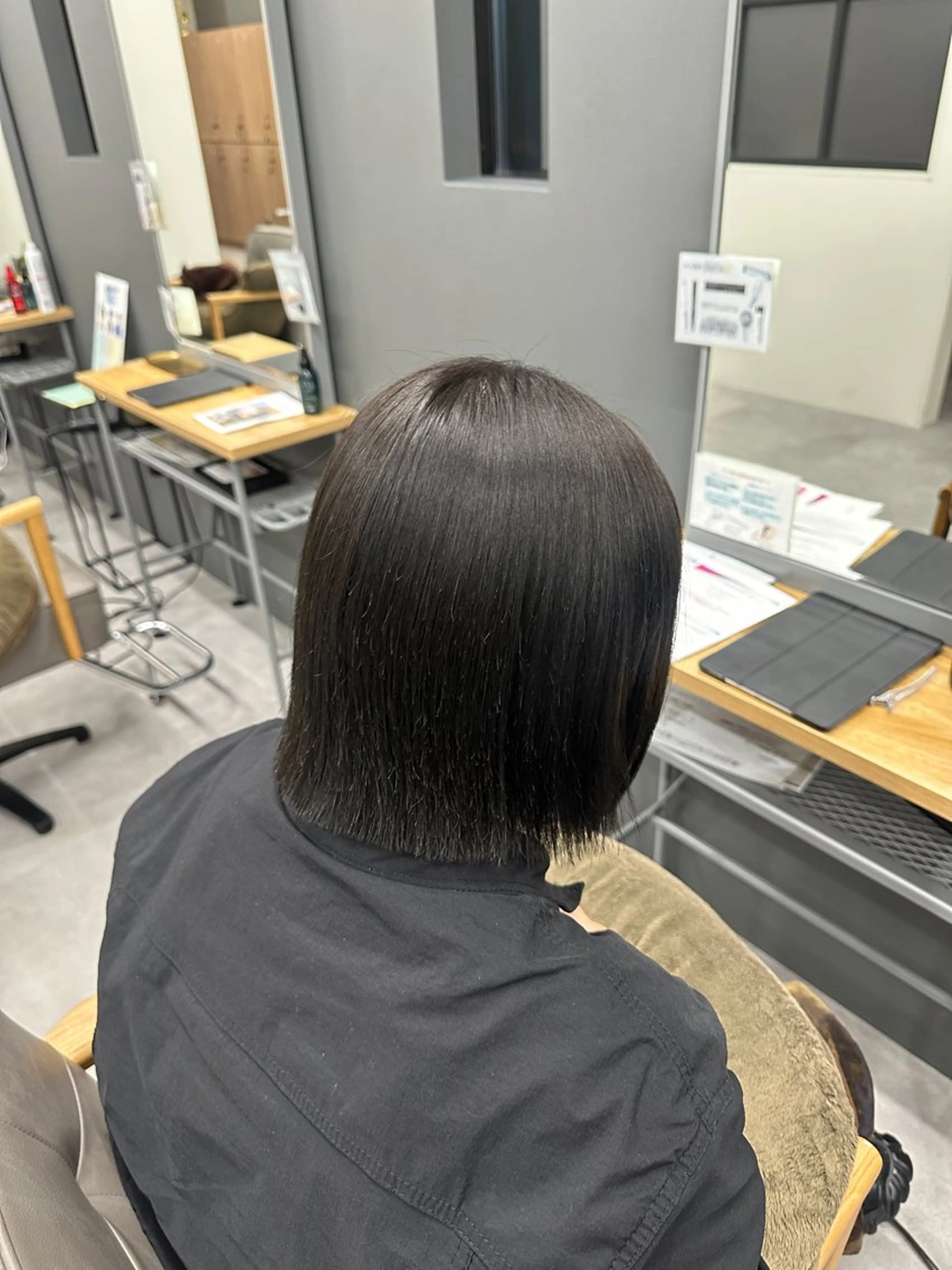 ショート カラー 濱崎 璃乃/ルプラボウのヘアスタイル