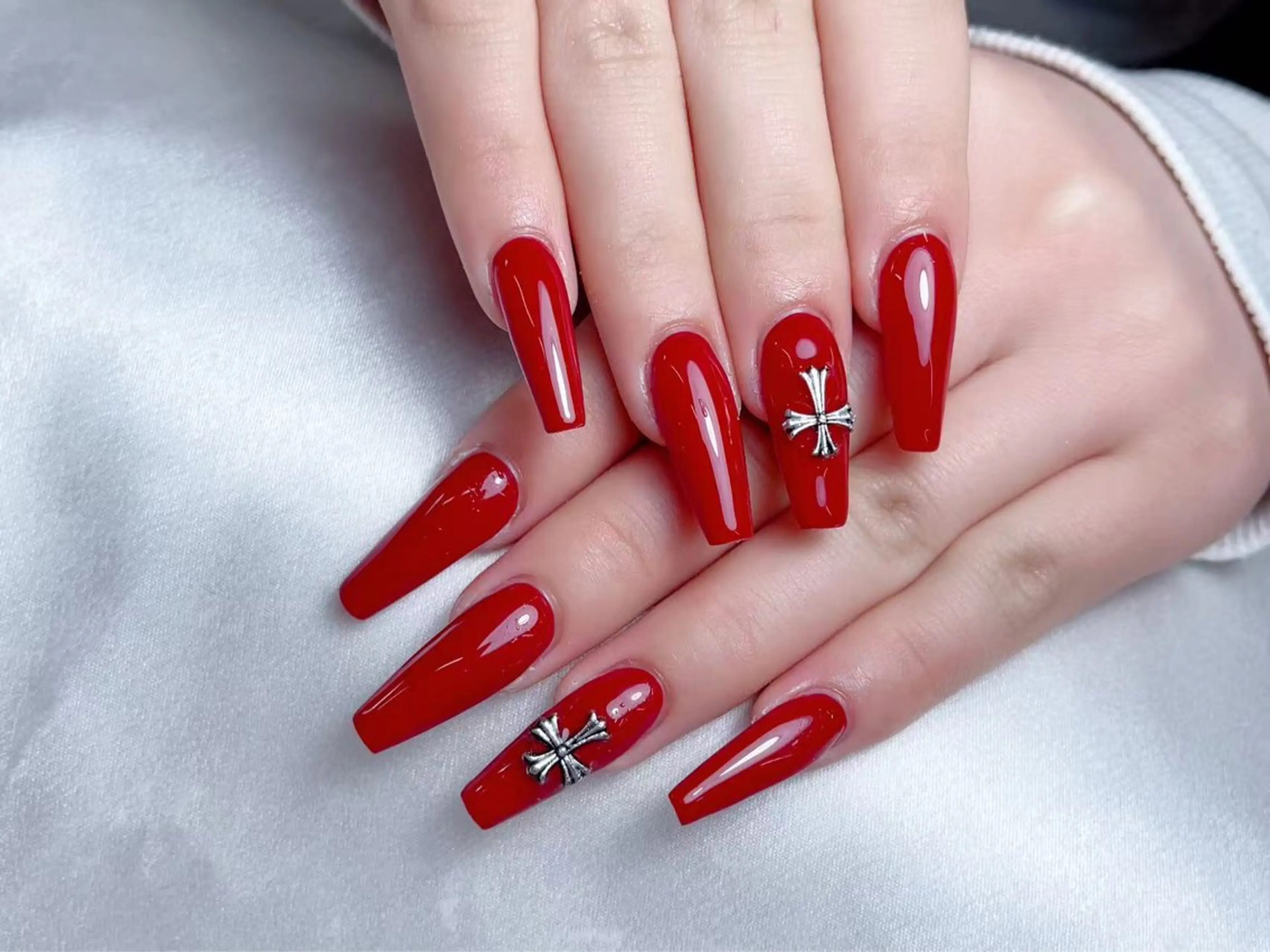 ネイル ハンドネイル LR.ONE ヨウのネイルデザイン