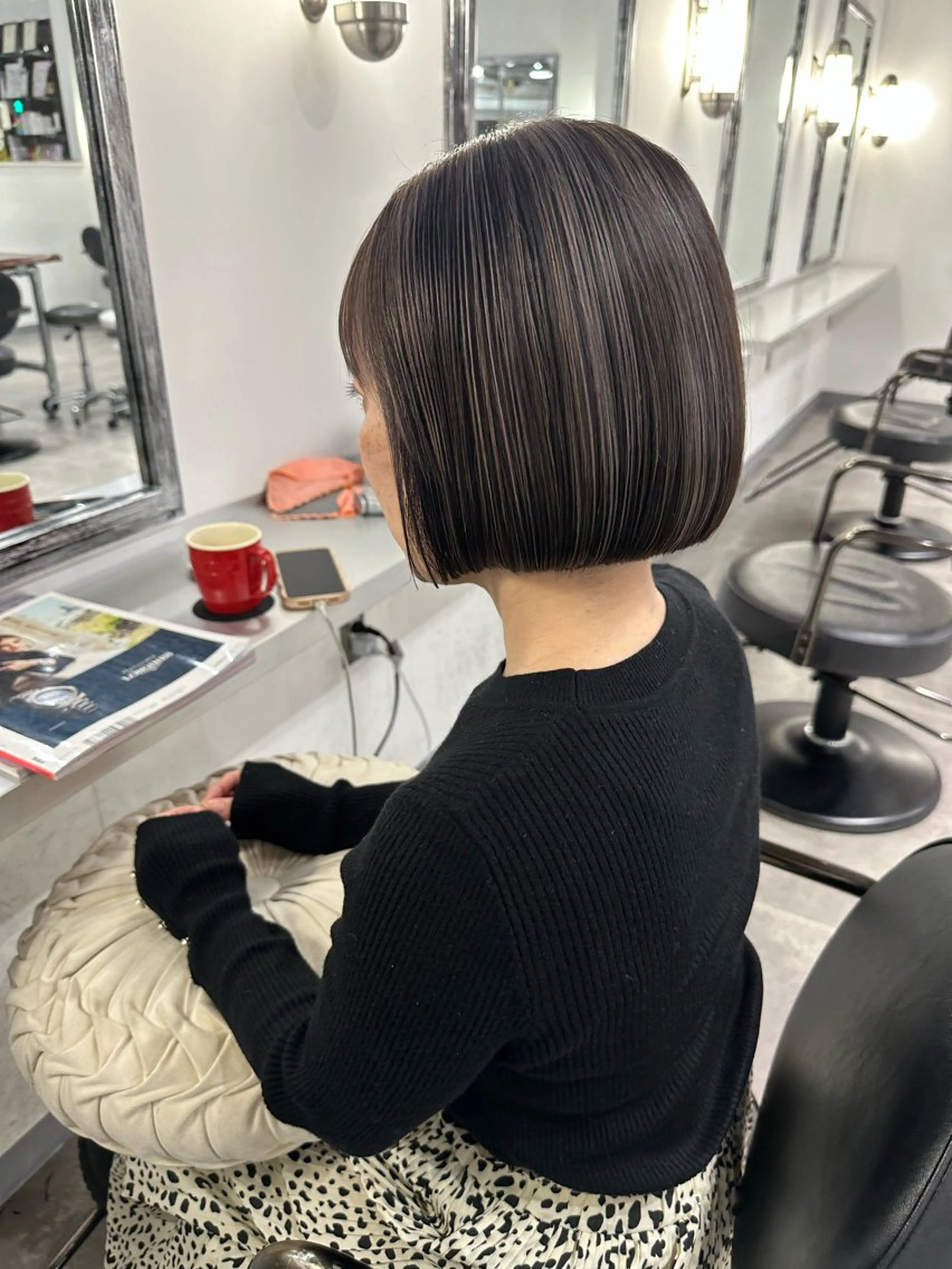 ショート カラー ブリーチ ハイライトカラー ハイライト 篠崎 佑季のヘアスタイル