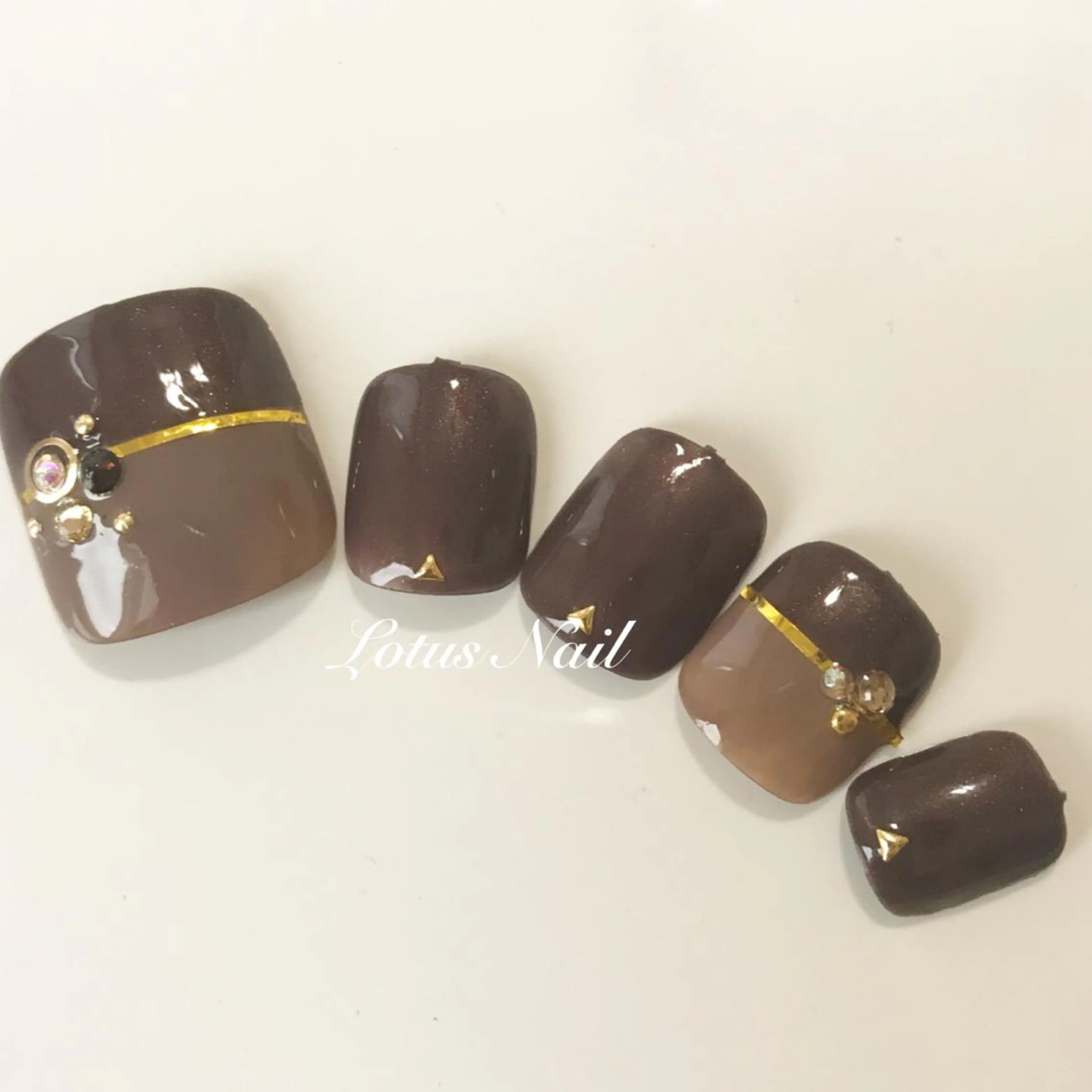 ネイル フットネイル Lotus Nailのネイルデザイン