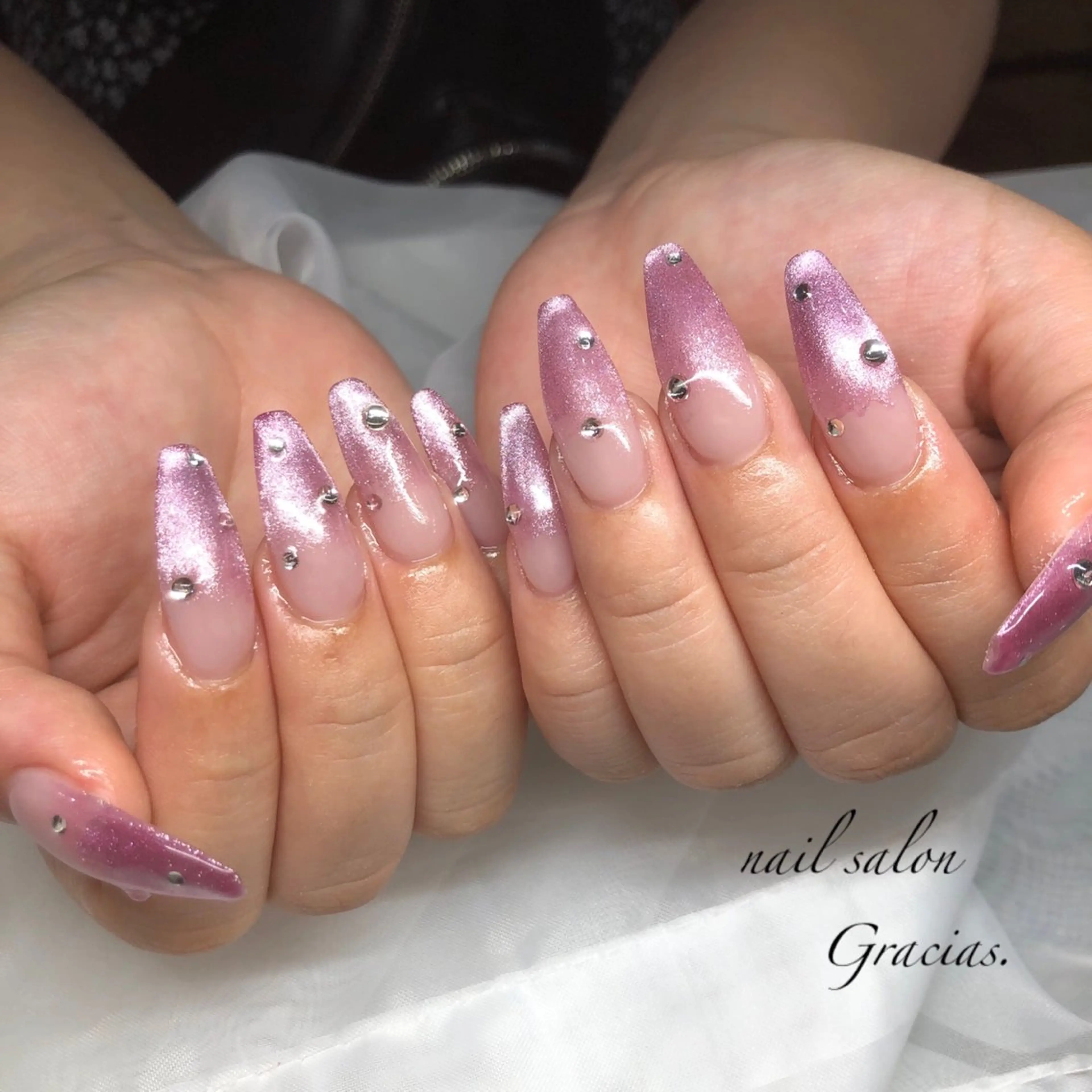 ネイル アートネイル 長さ出し フレンチネイル ジェルネイル メンズネイル Gracias. rieのネイルデザイン